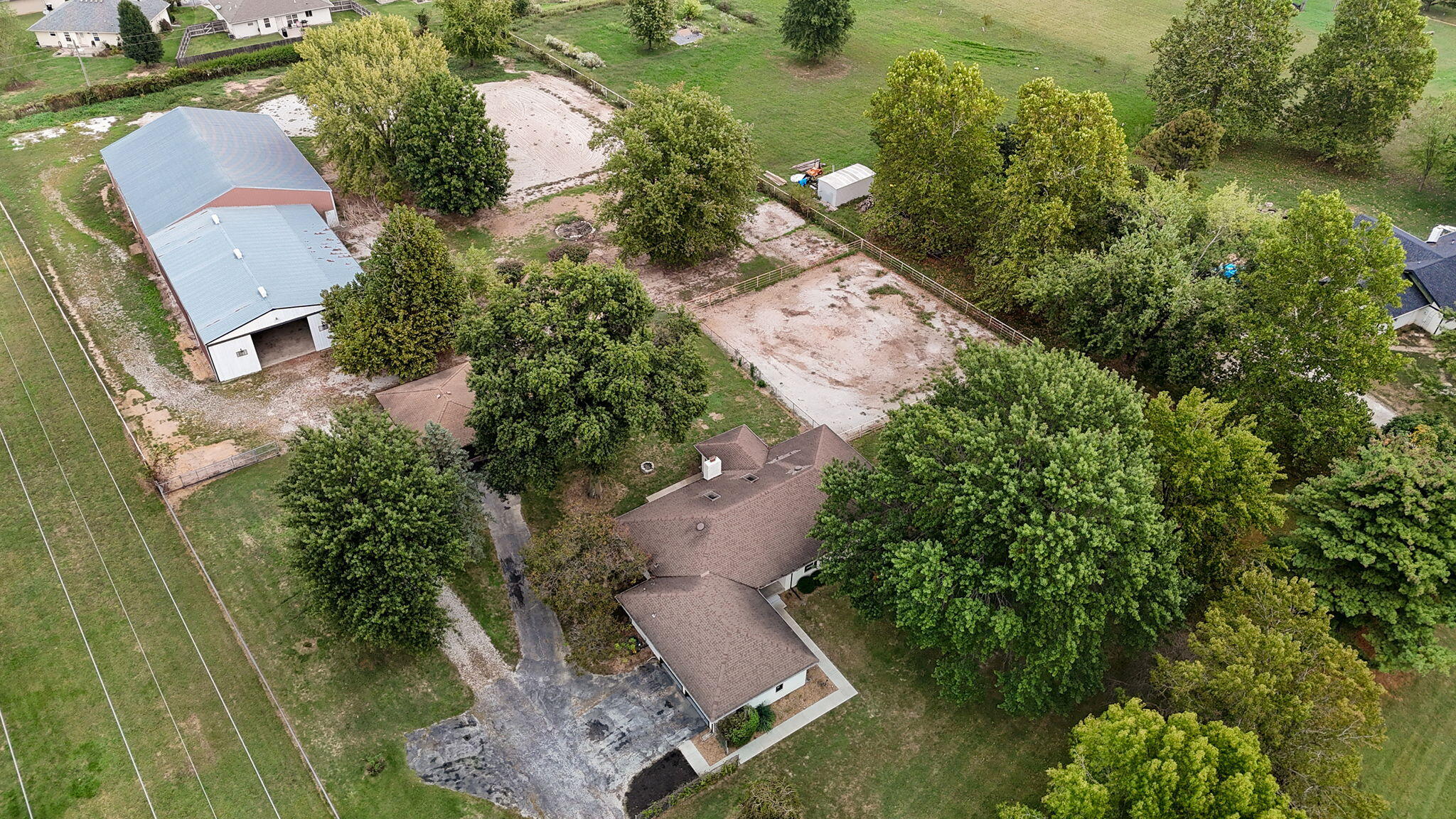 851 West Meadowview Drive Property Photo 60