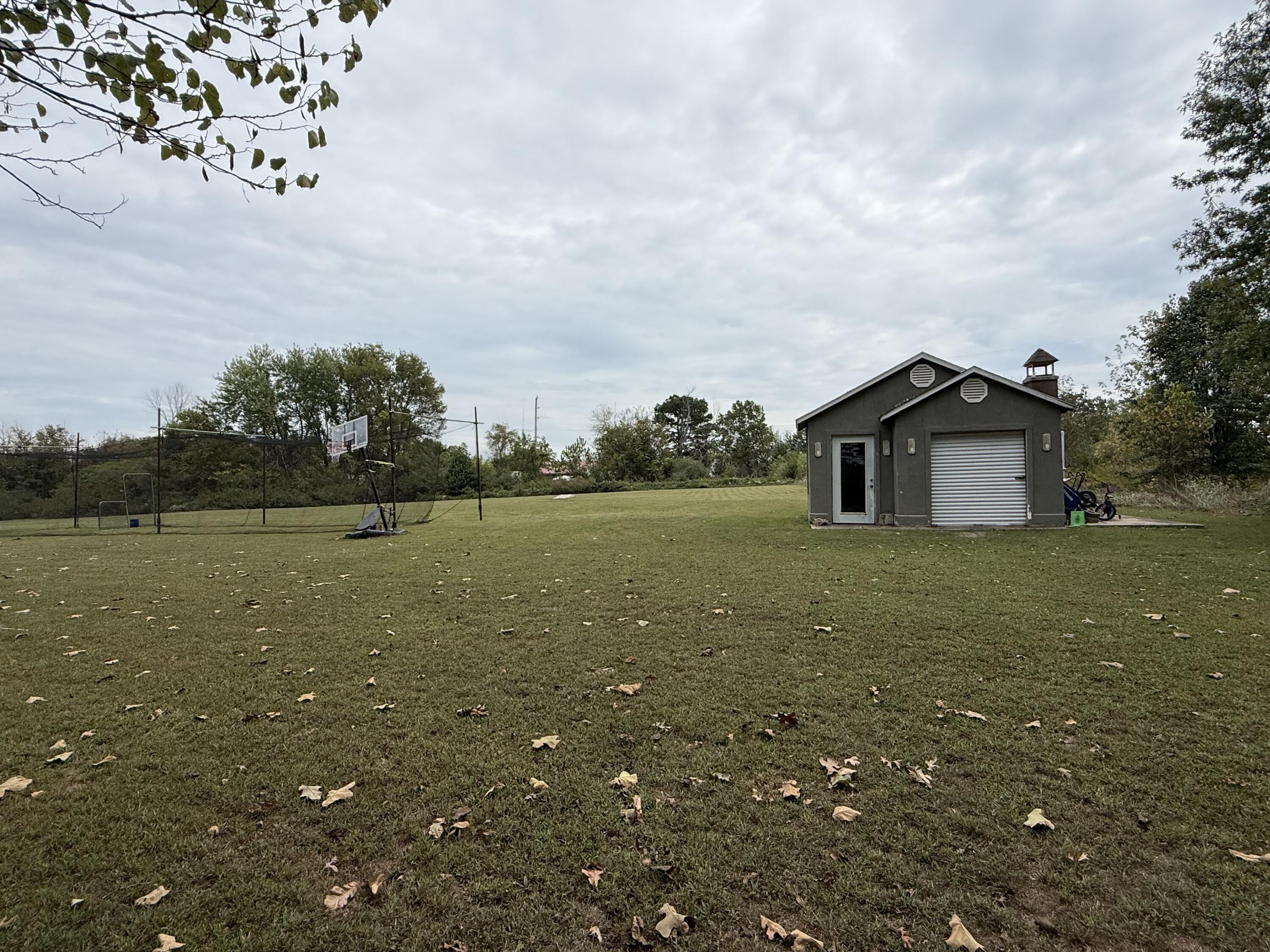 812 Highway 5 Property Photo 6