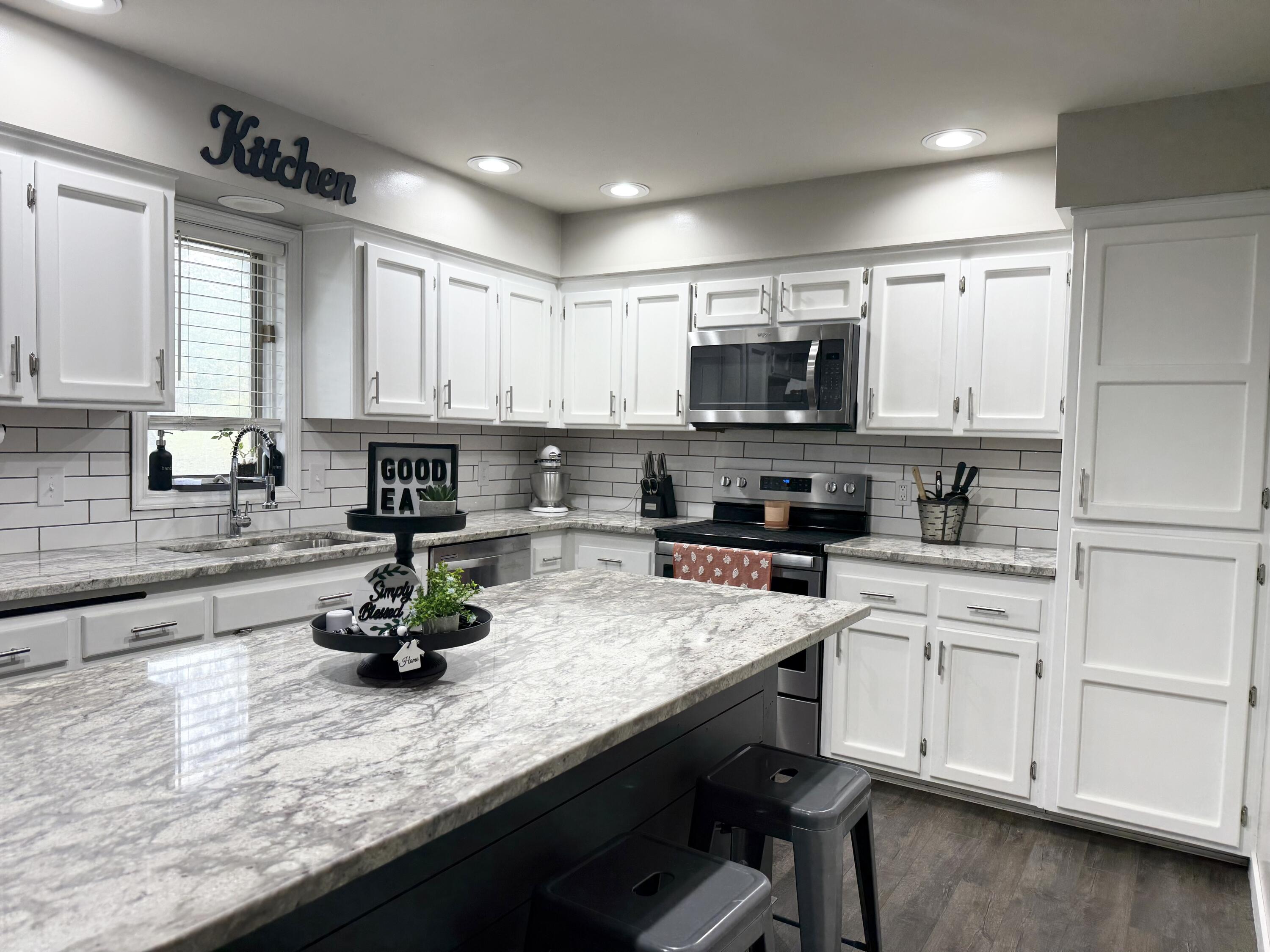 812 Highway 5 Property Photo 10