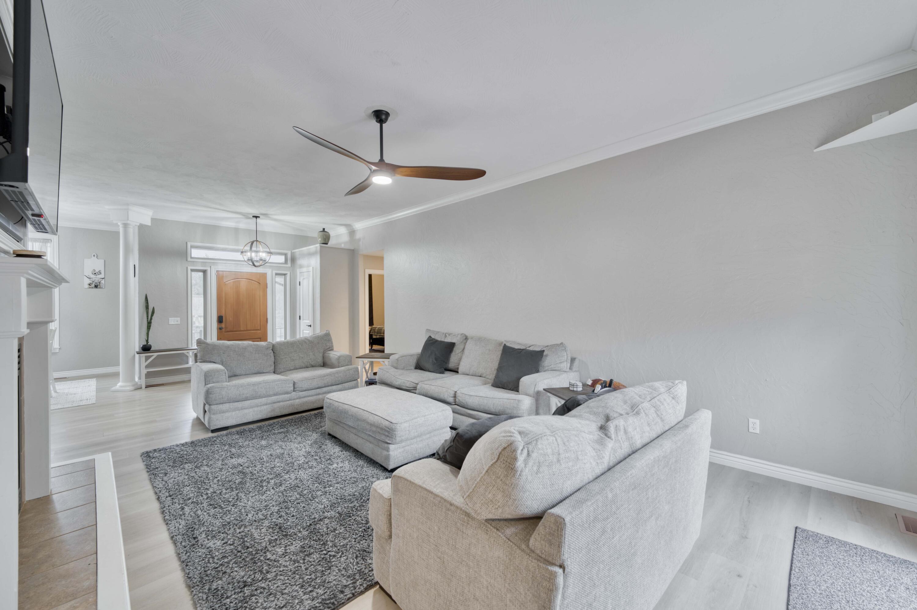 604 North Lincoln Court Property Photo 7