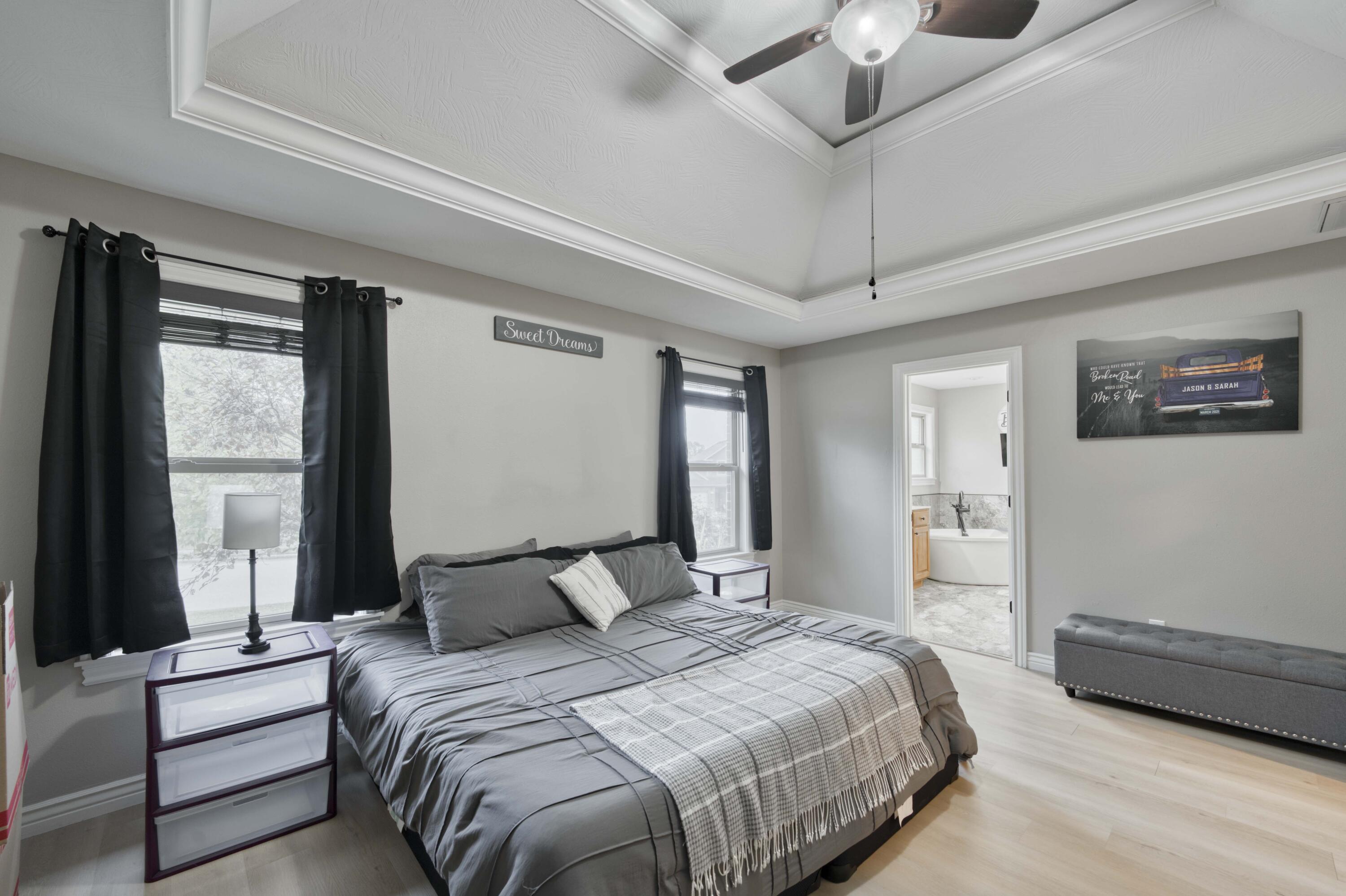 604 North Lincoln Court Property Photo 18