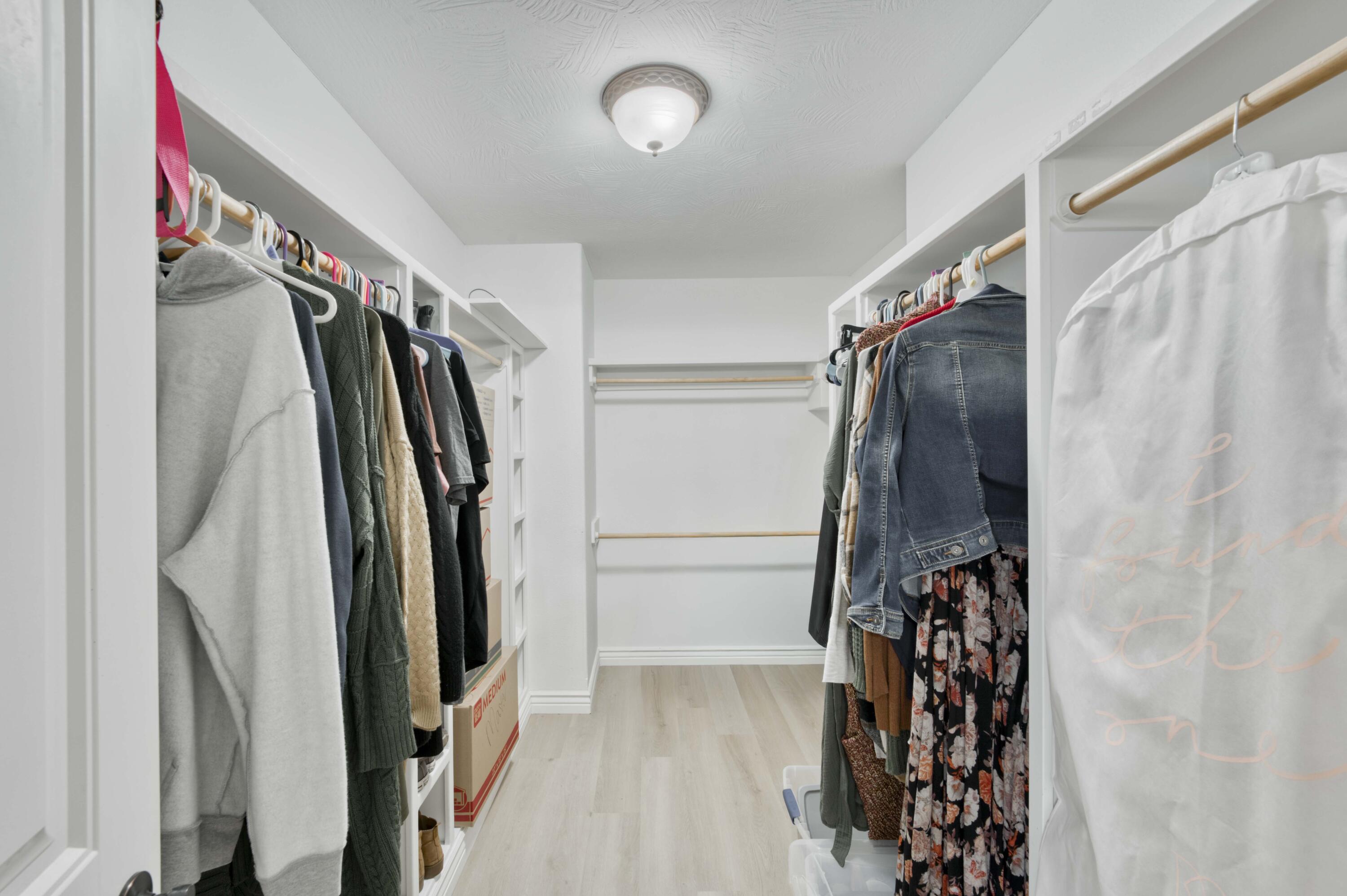 604 North Lincoln Court Property Photo 24