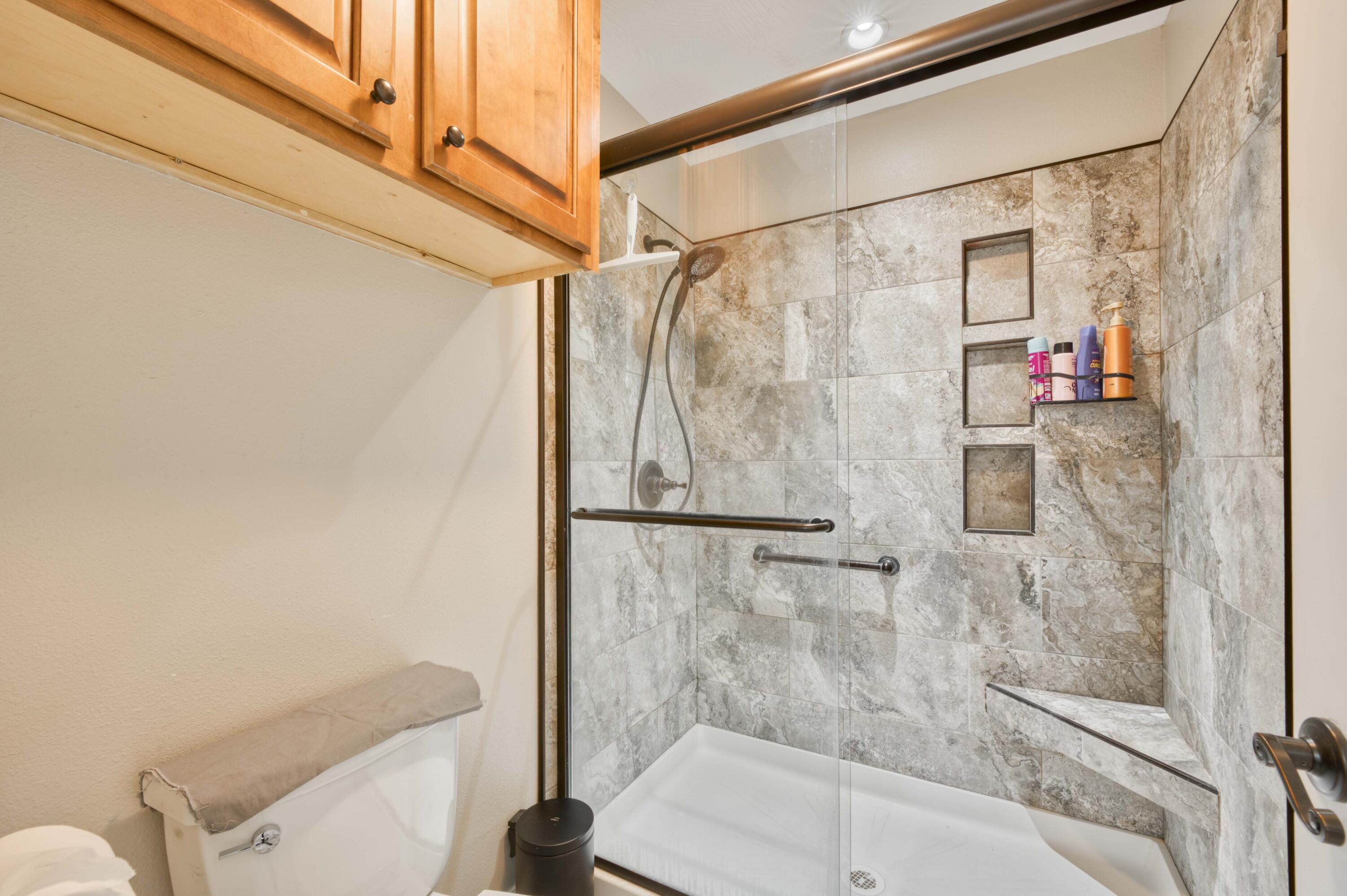 604 North Lincoln Court Property Photo 31