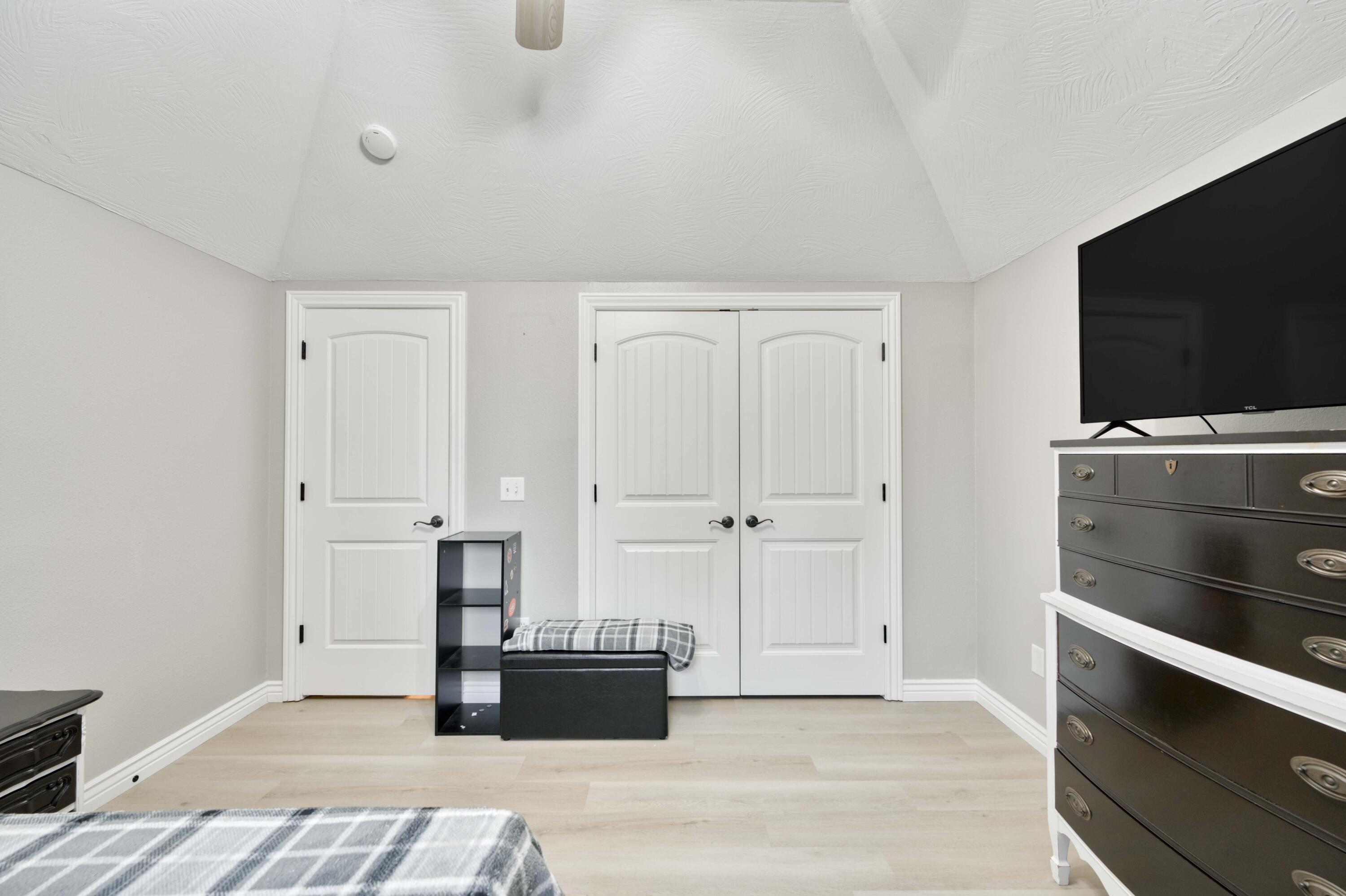 604 North Lincoln Court Property Photo 33