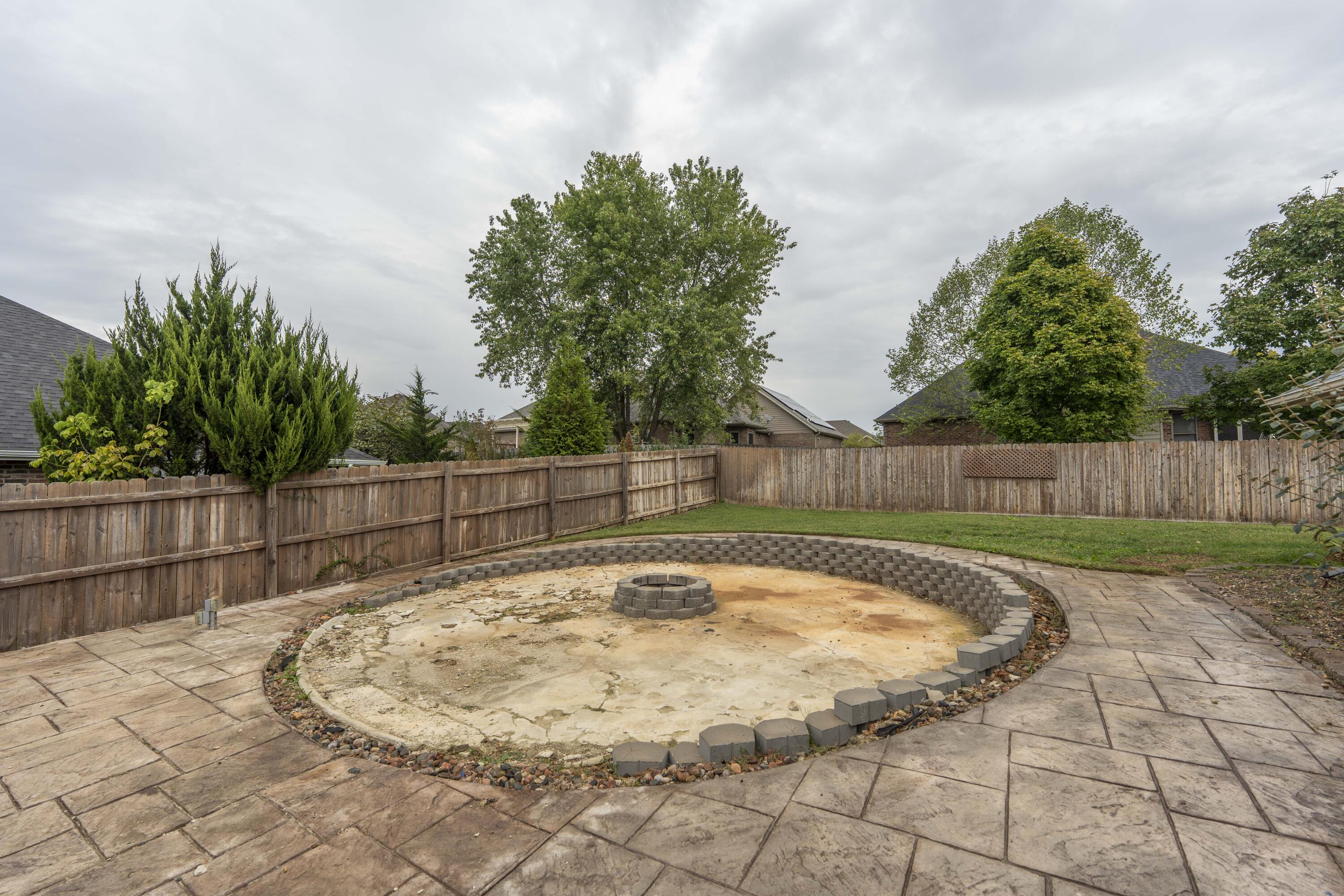 604 North Lincoln Court Property Photo 41