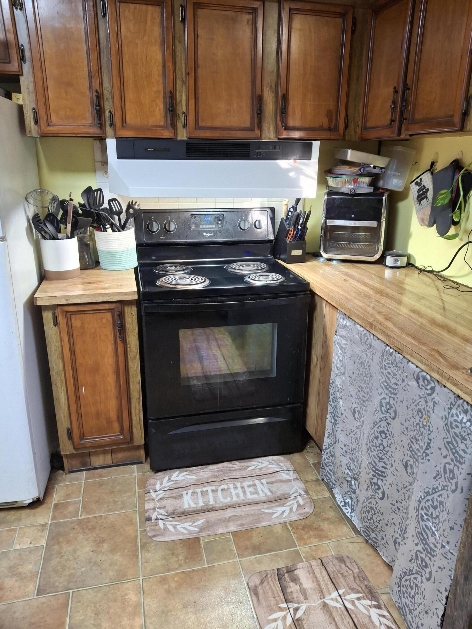 3695 South 47th Road Property Photo 4