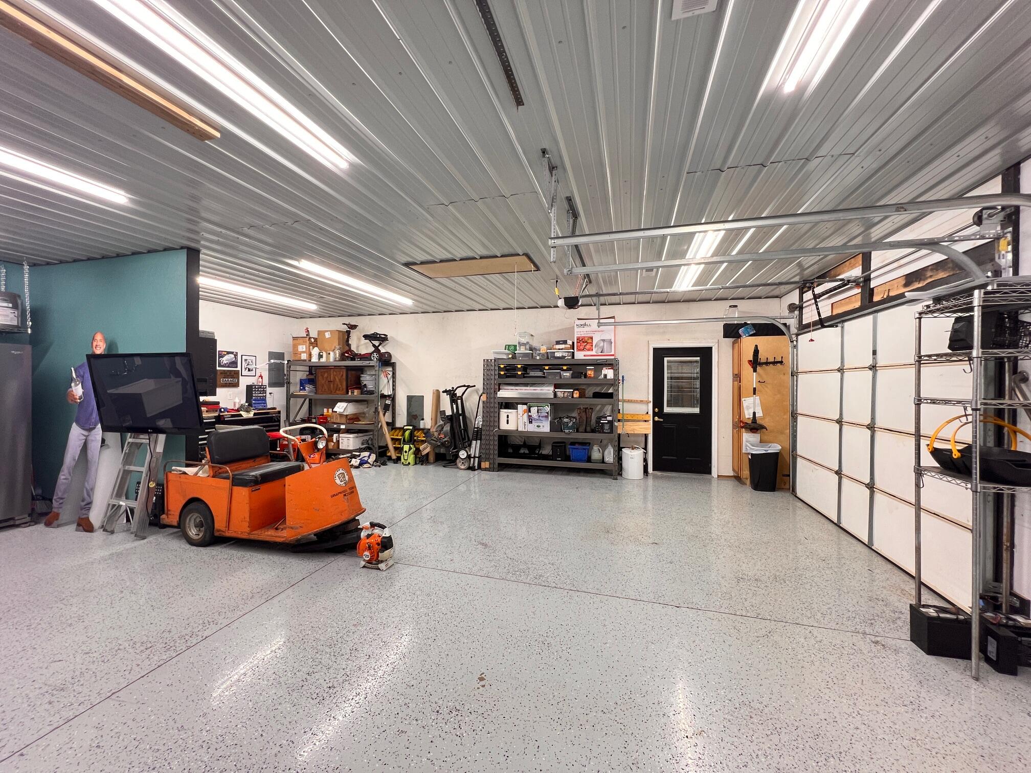 115 West 2nd Street Property Photo 57