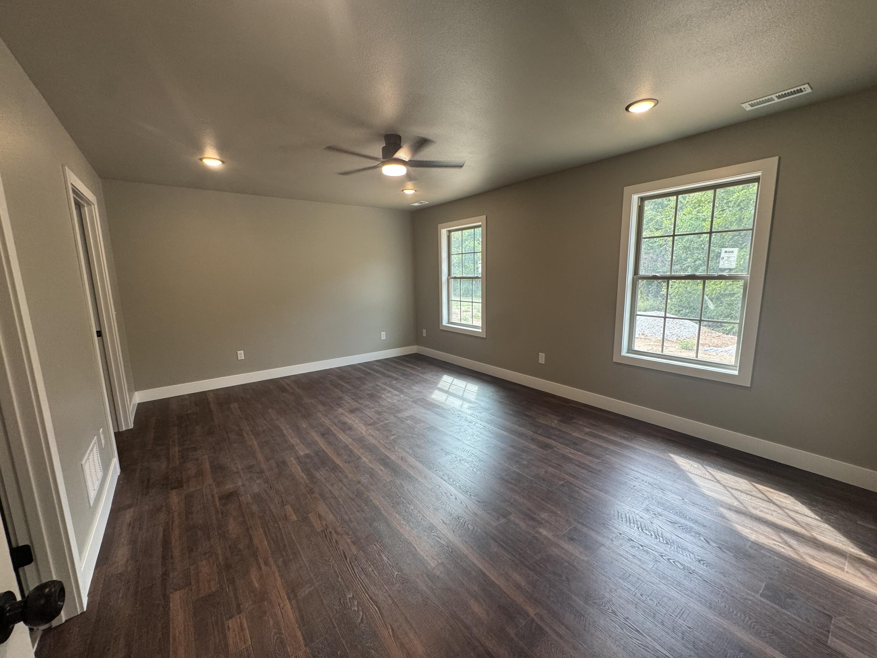 1618 Ridgemont Avenue Property Photo 9