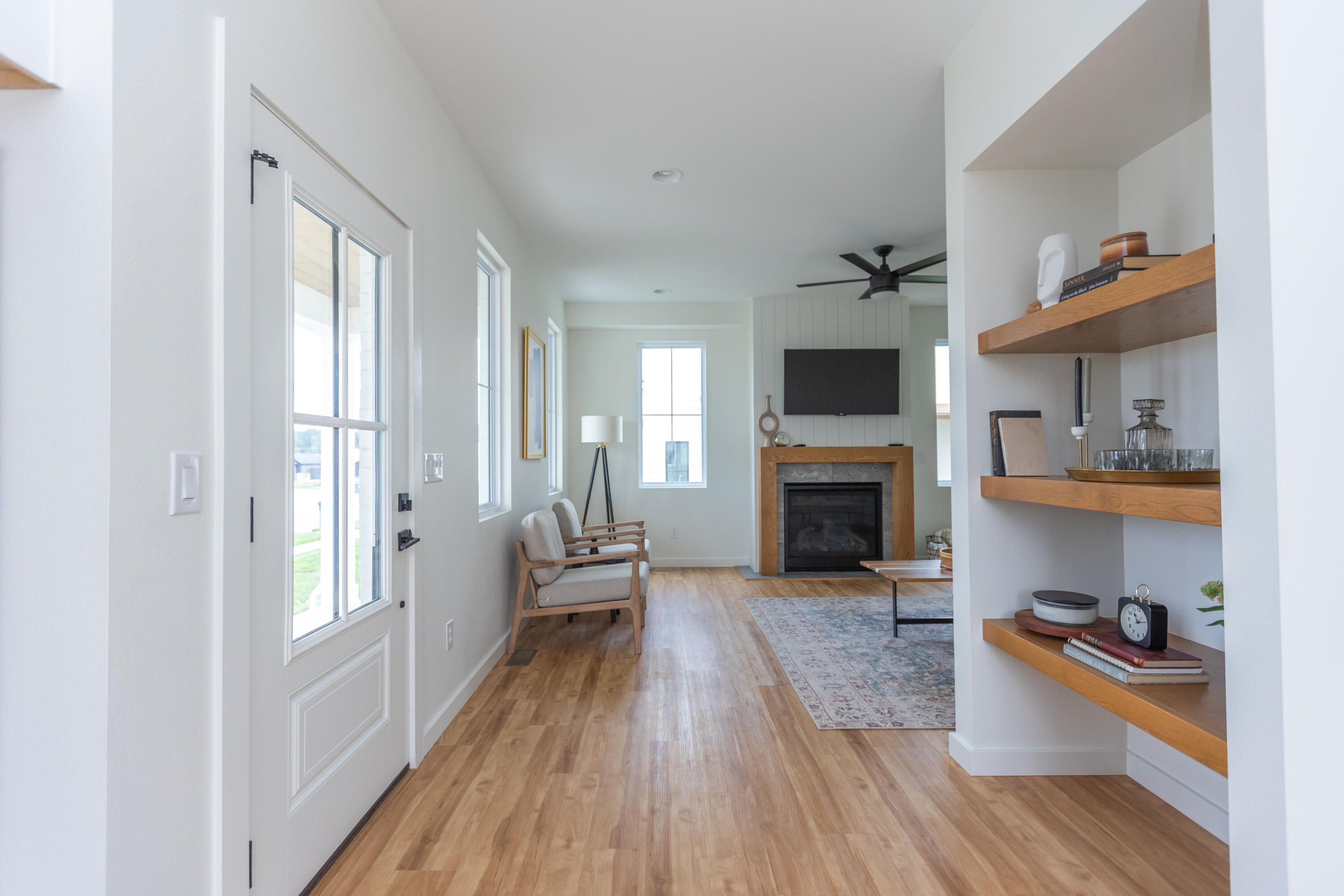 892 East Valley Trail Drive Property Photo 9