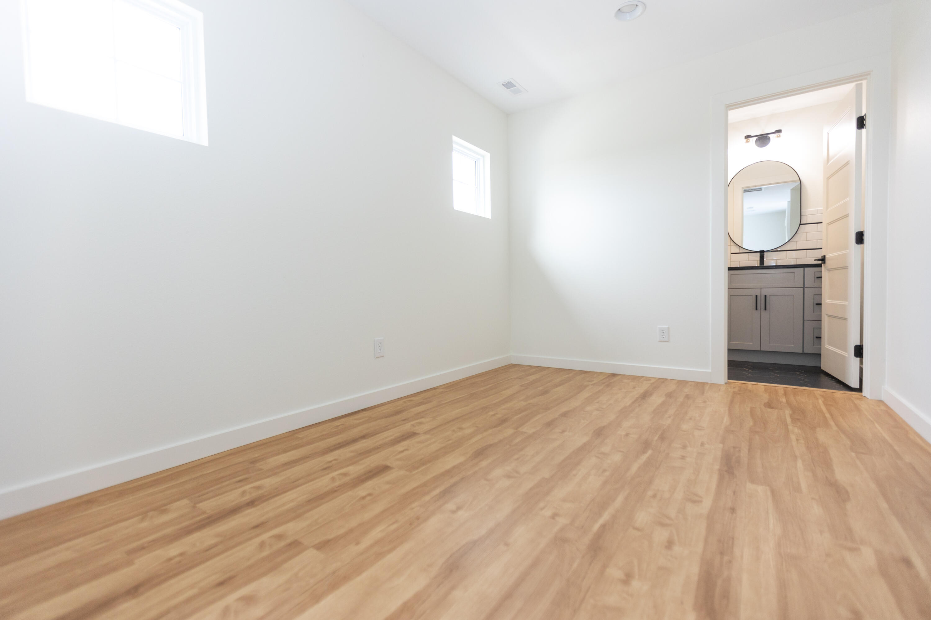 892 East Valley Trail Drive Property Photo 28