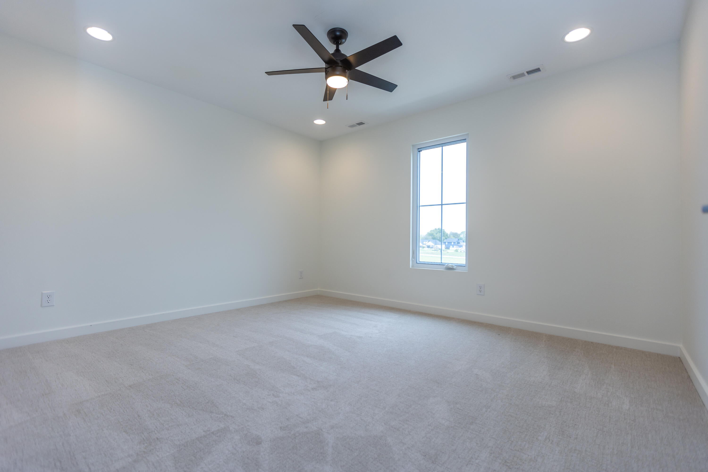 892 East Valley Trail Drive Property Photo 29