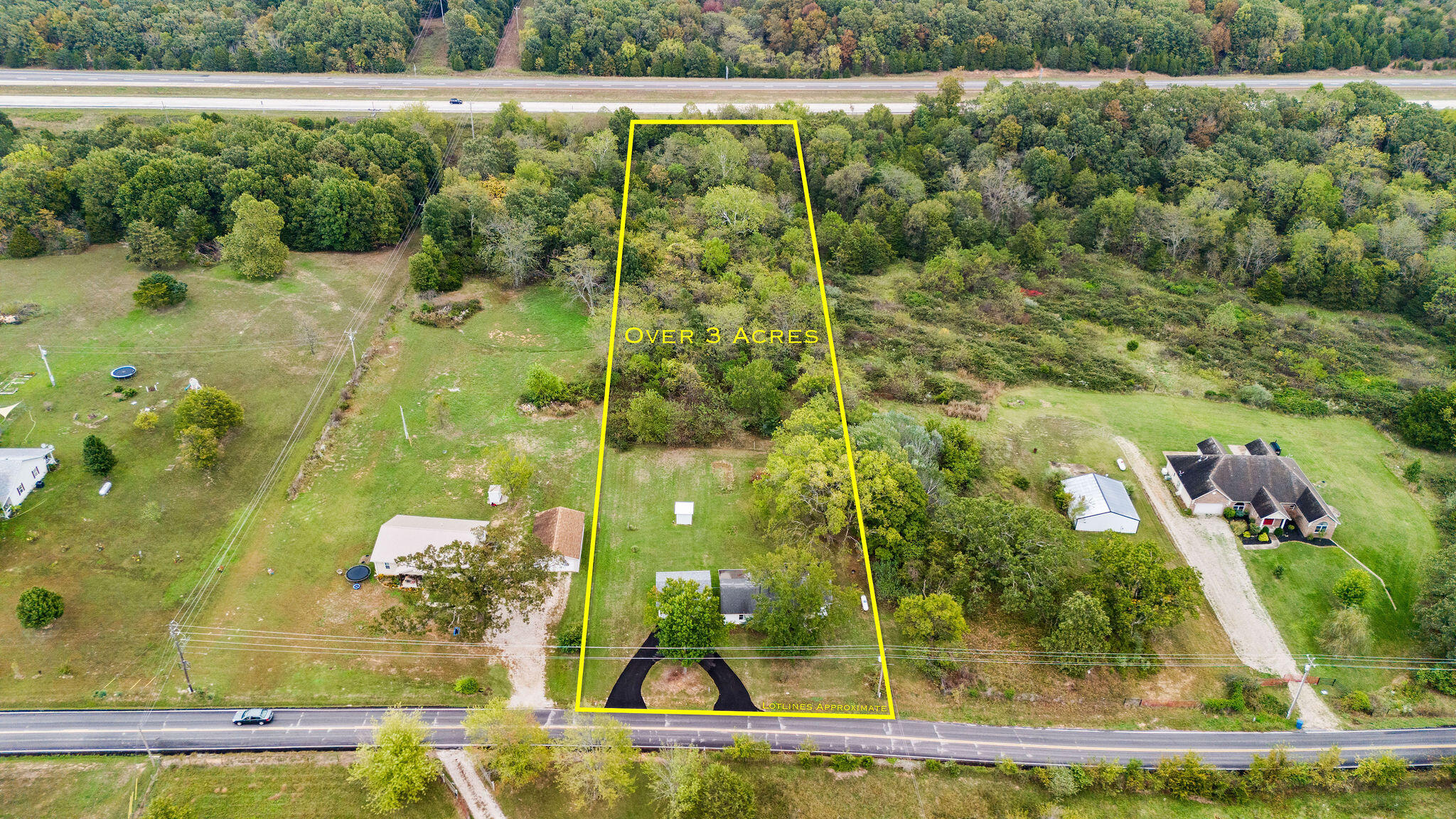 7308 North Farm Road 203 Property Photo 2