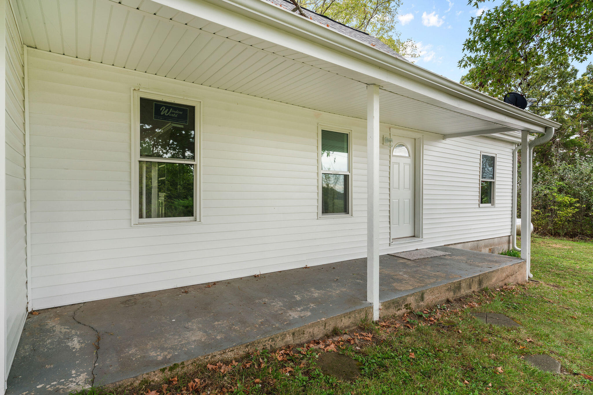 7308 North Farm Road 203 Property Photo 6