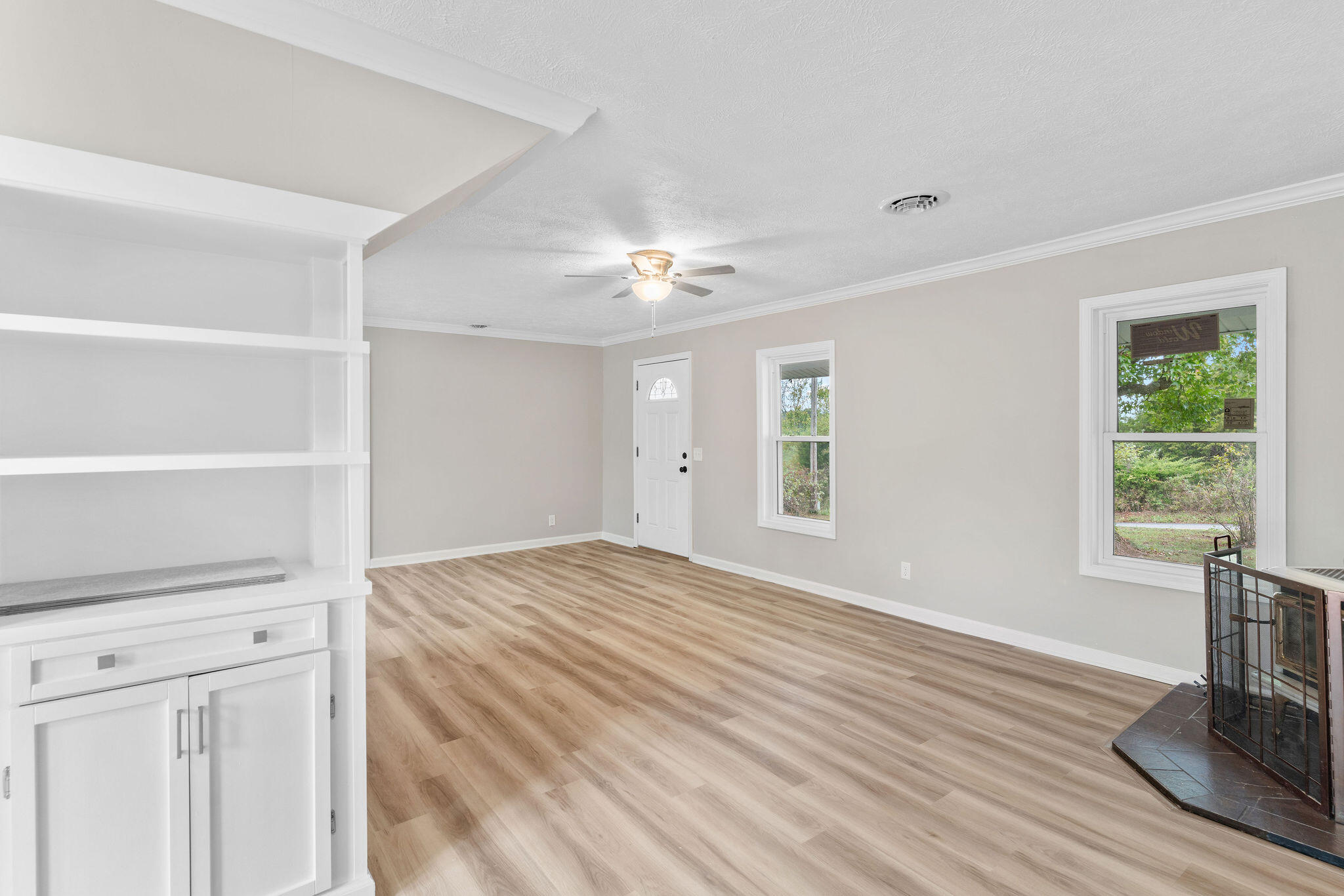 7308 North Farm Road 203 Property Photo 7