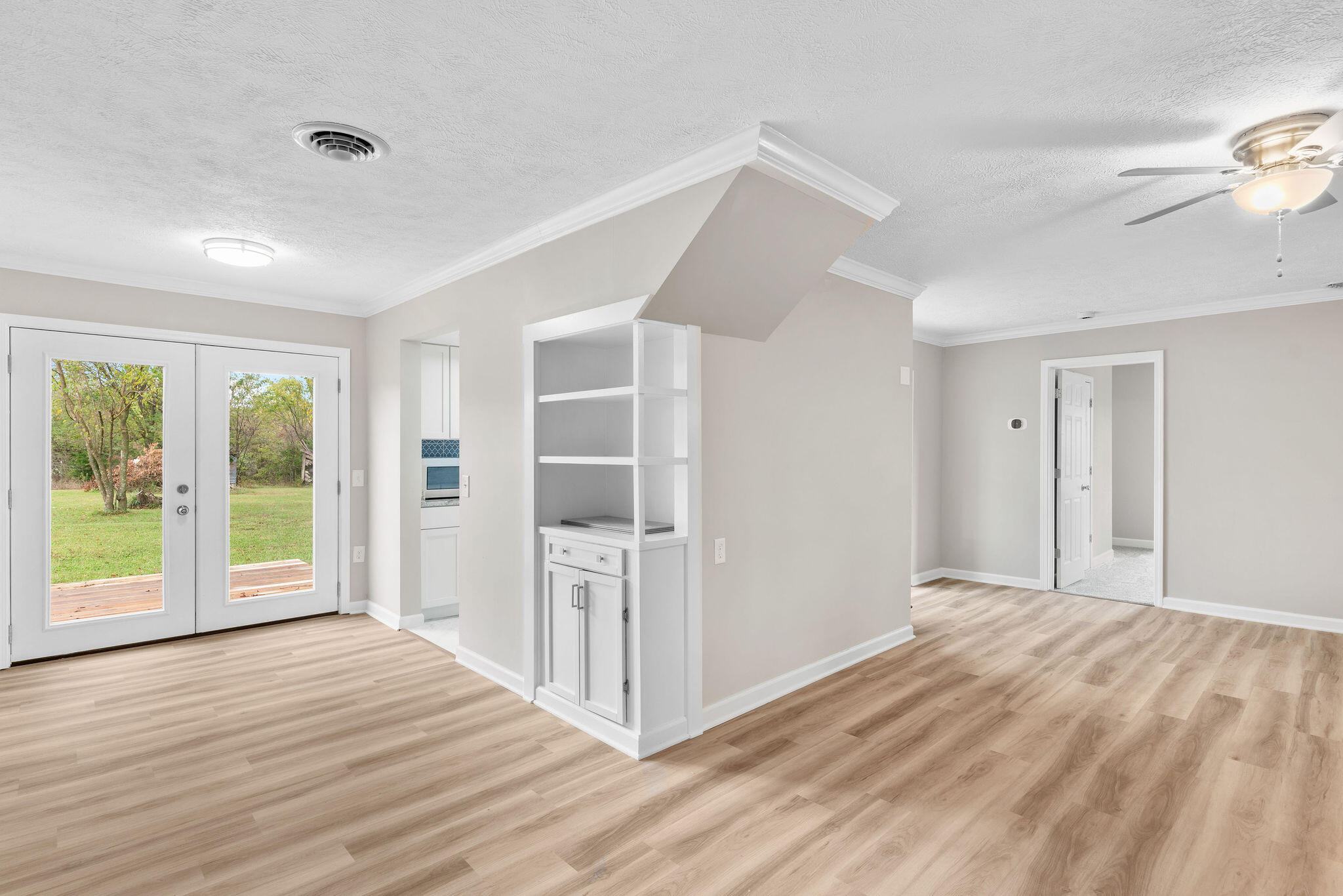 7308 North Farm Road 203 Property Photo 14
