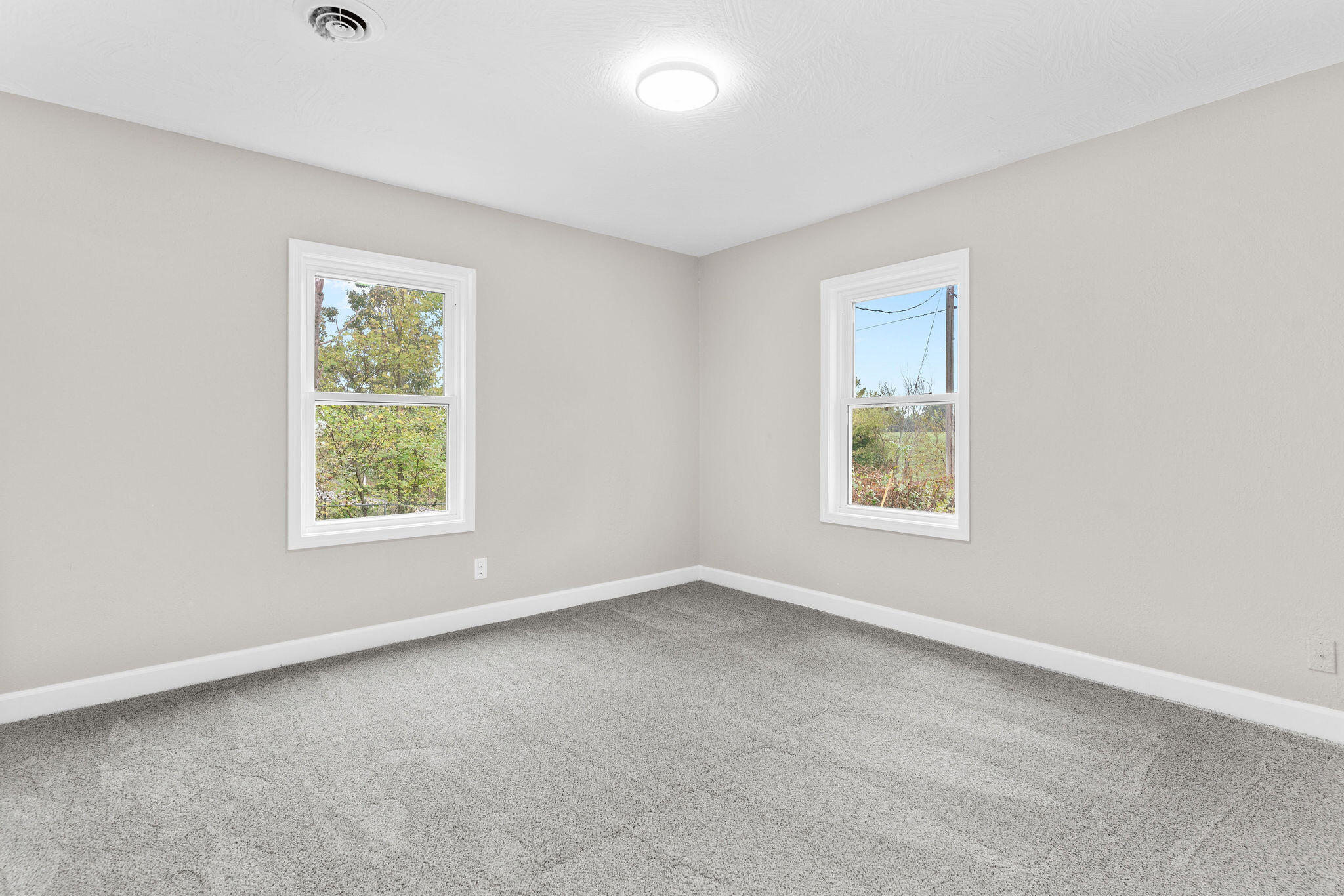 7308 North Farm Road 203 Property Photo 18