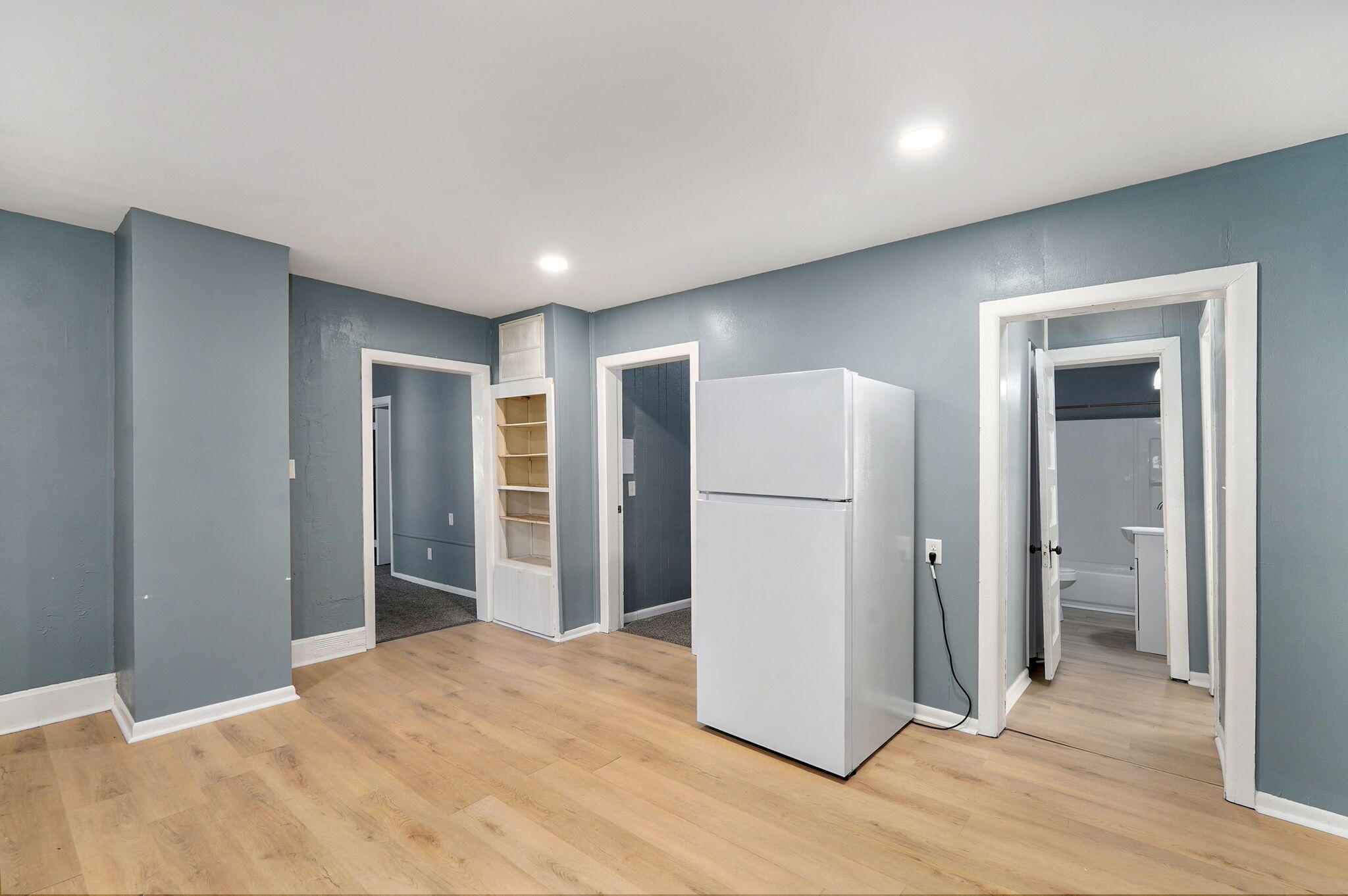 921 West Monroe Terrace Property Photo 12