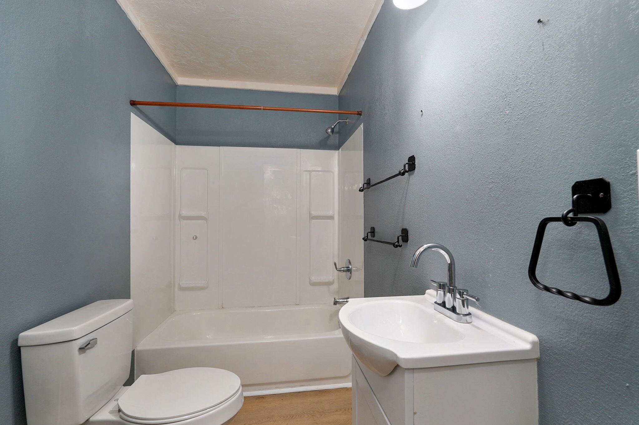 921 West Monroe Terrace Property Photo 15