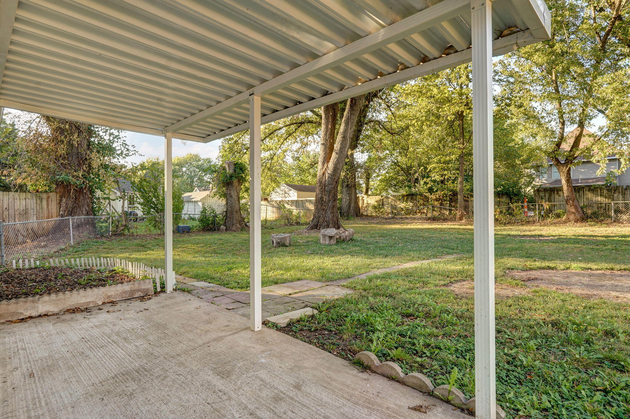 921 West Monroe Terrace Property Photo 18