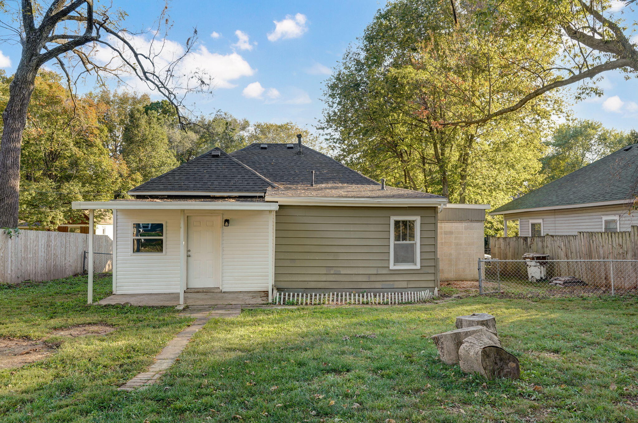 921 West Monroe Terrace Property Photo 21