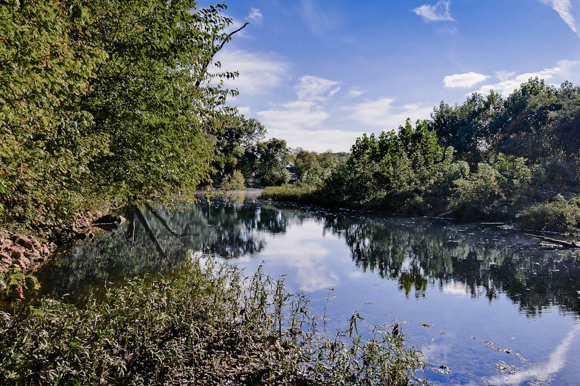 715 Easy Street Property Photo 2