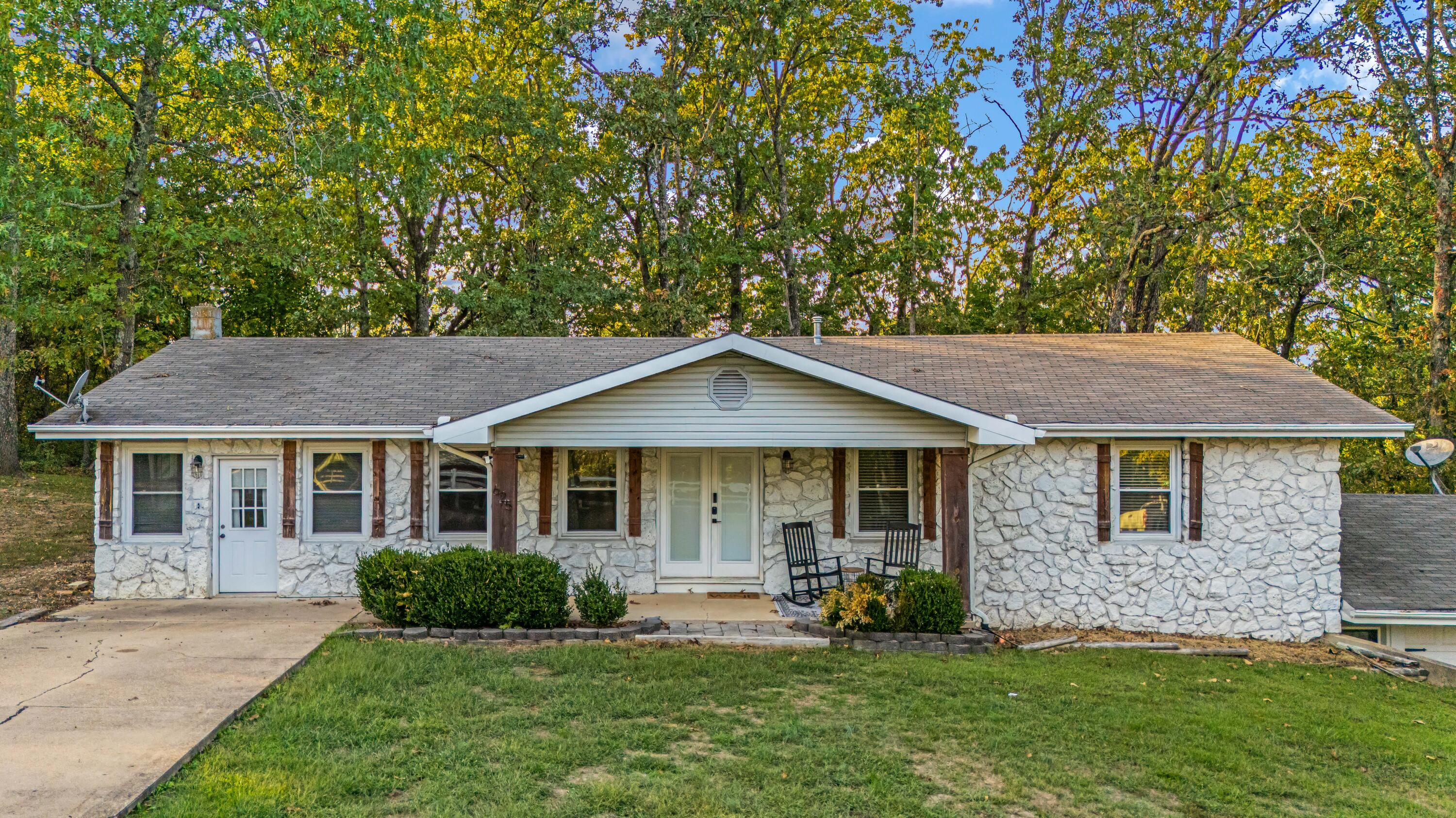 625 County Road 8330 Property Photo 1