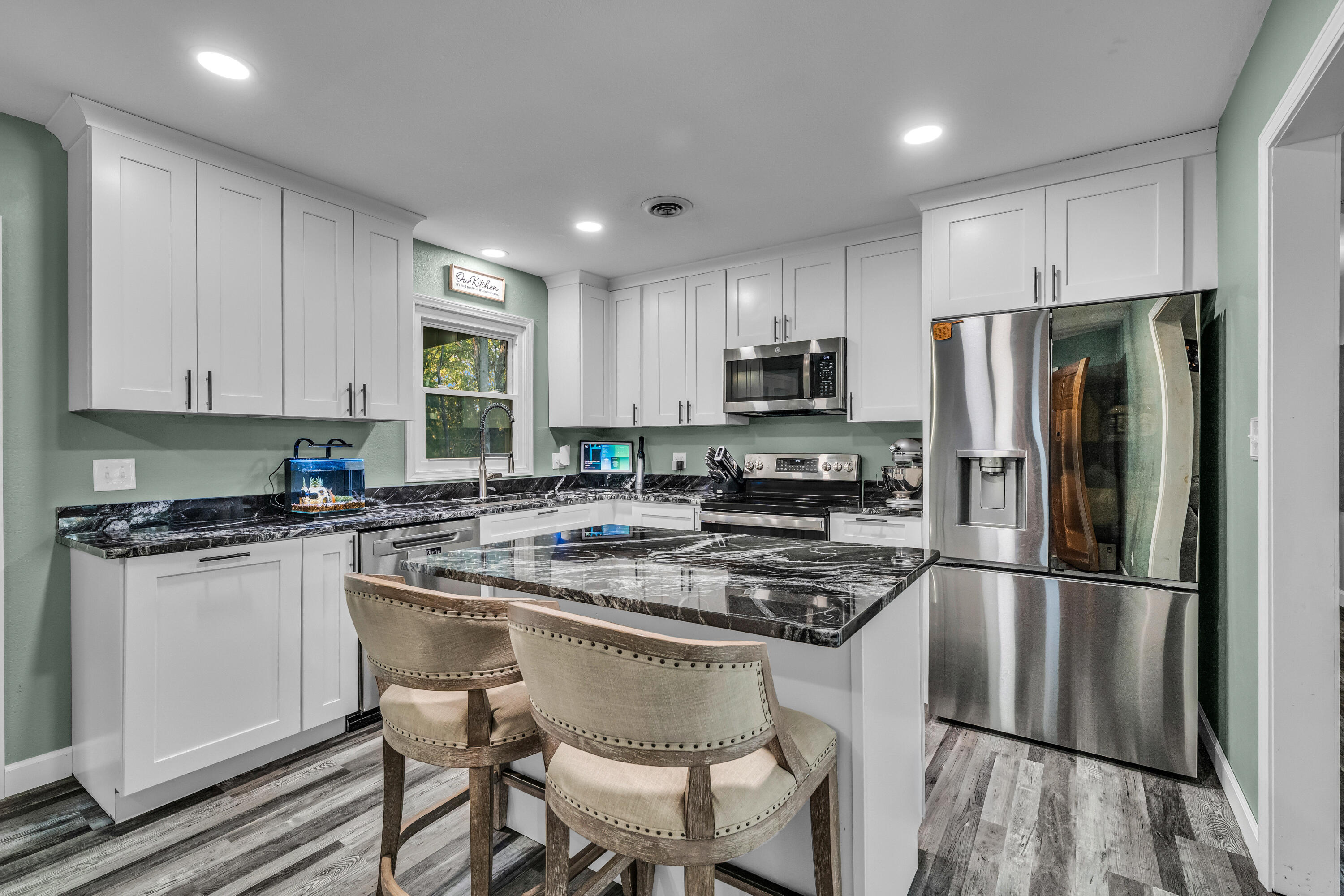 625 County Road 8330 Property Photo 11