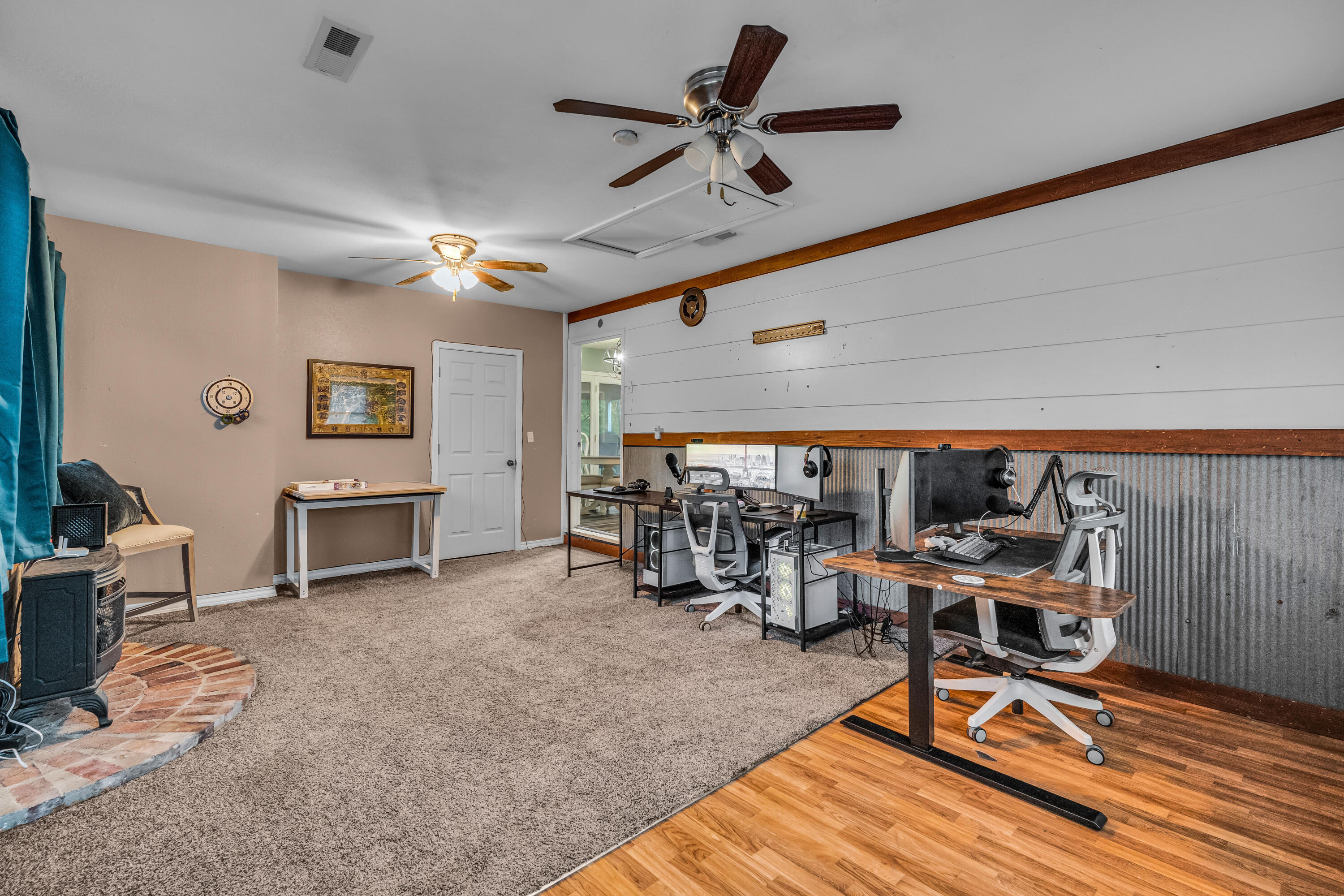 625 County Road 8330 Property Photo 16