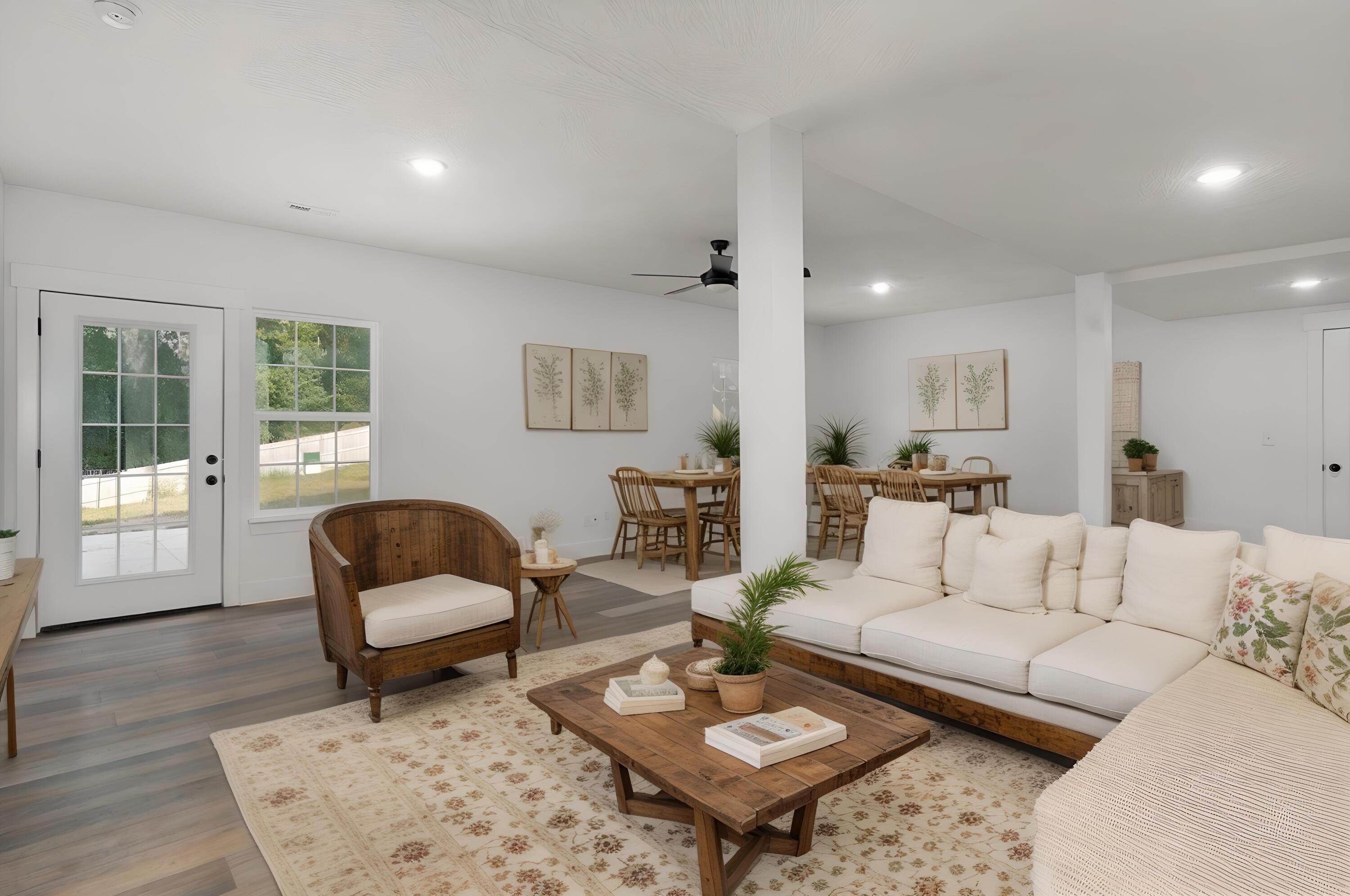 1611 East Hayloft Drive Property Photo 22