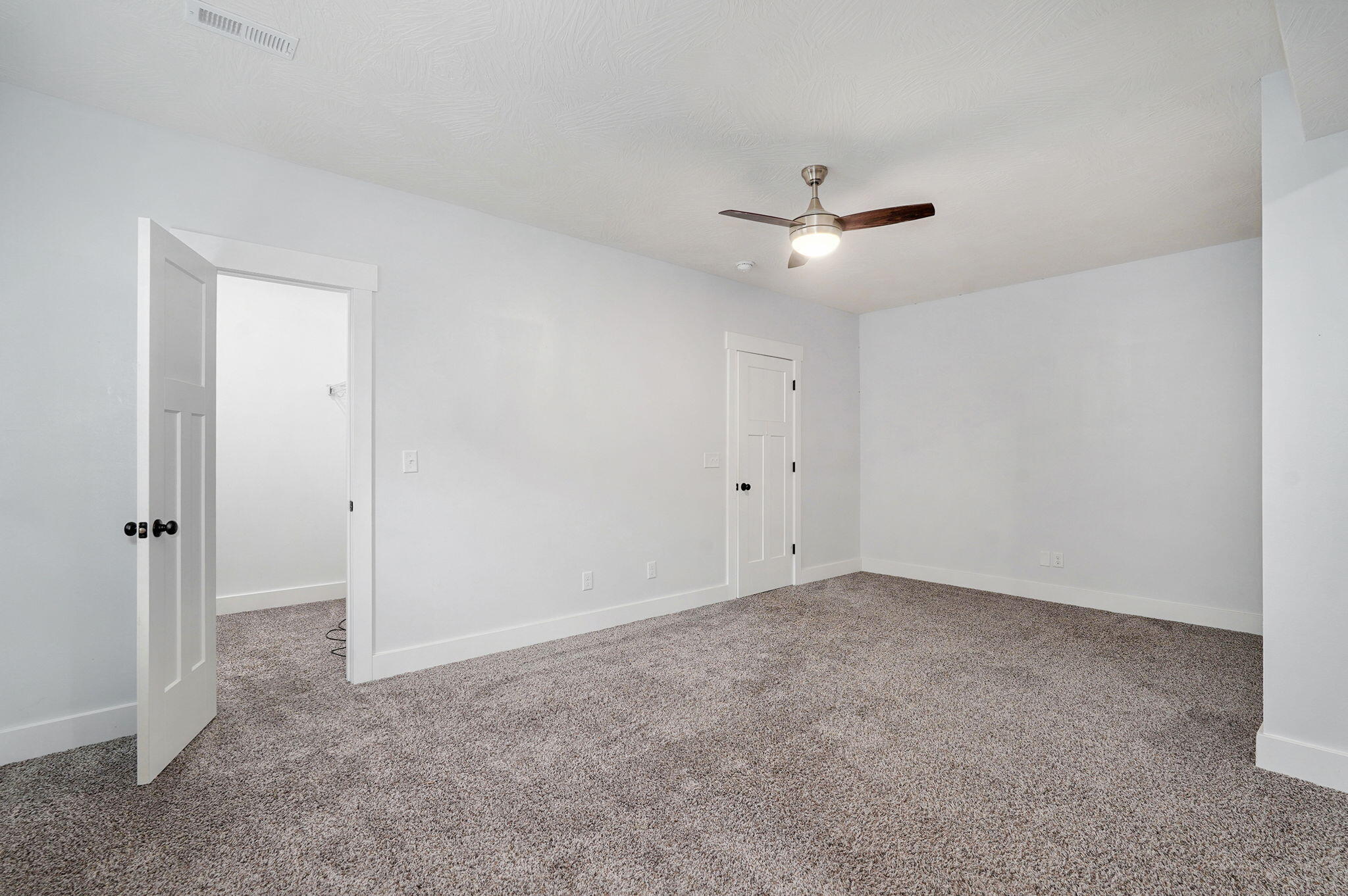 1611 East Hayloft Drive Property Photo 26