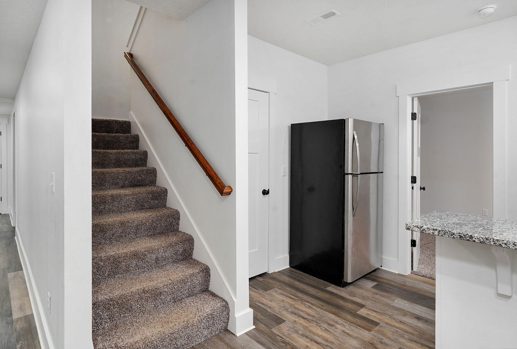 1611 East Hayloft Drive Property Photo 30