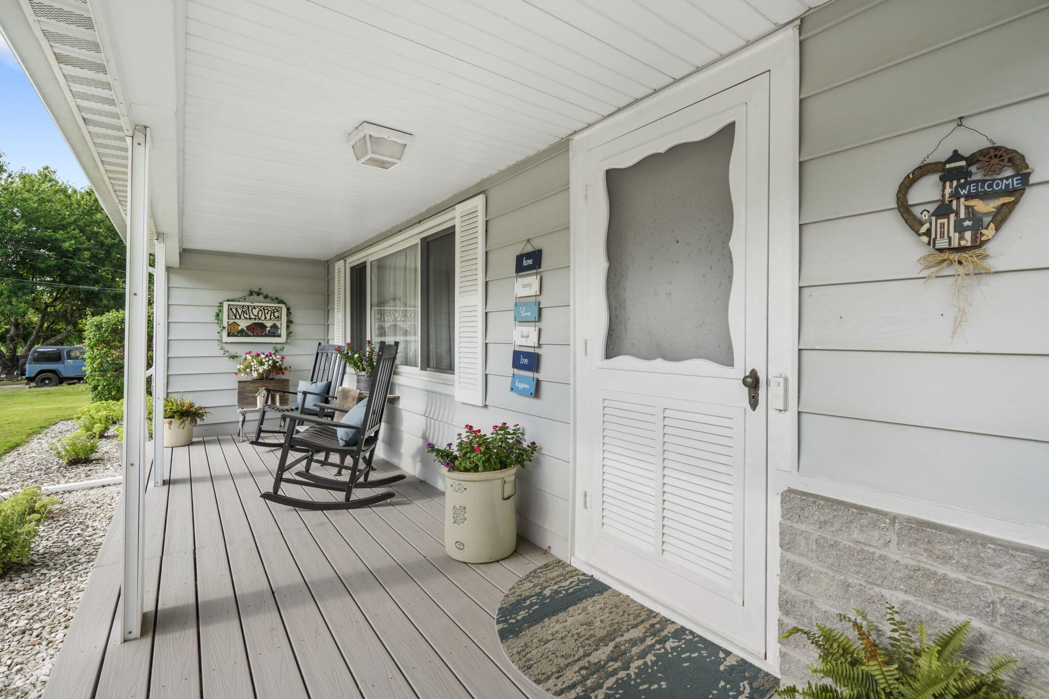 2313 South Clay Avenue Property Photo 5