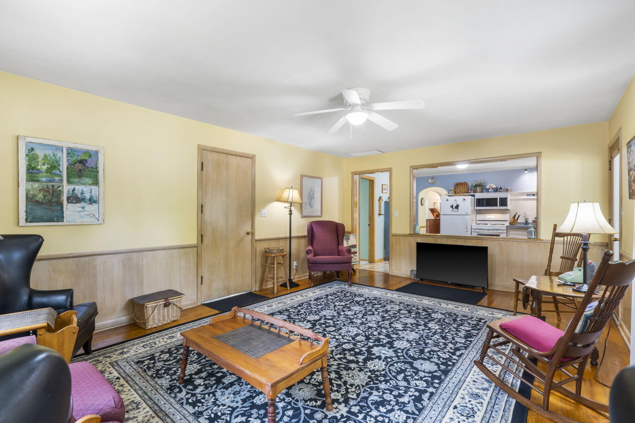 2313 South Clay Avenue Property Photo 18