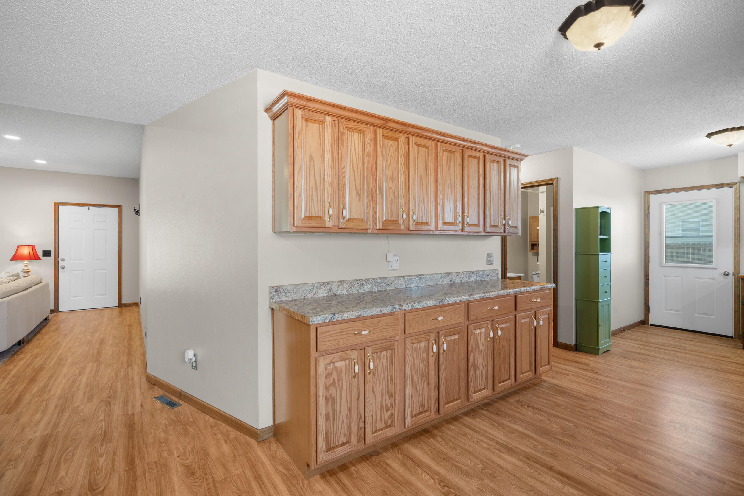 1431 Isdell Street Property Photo 10