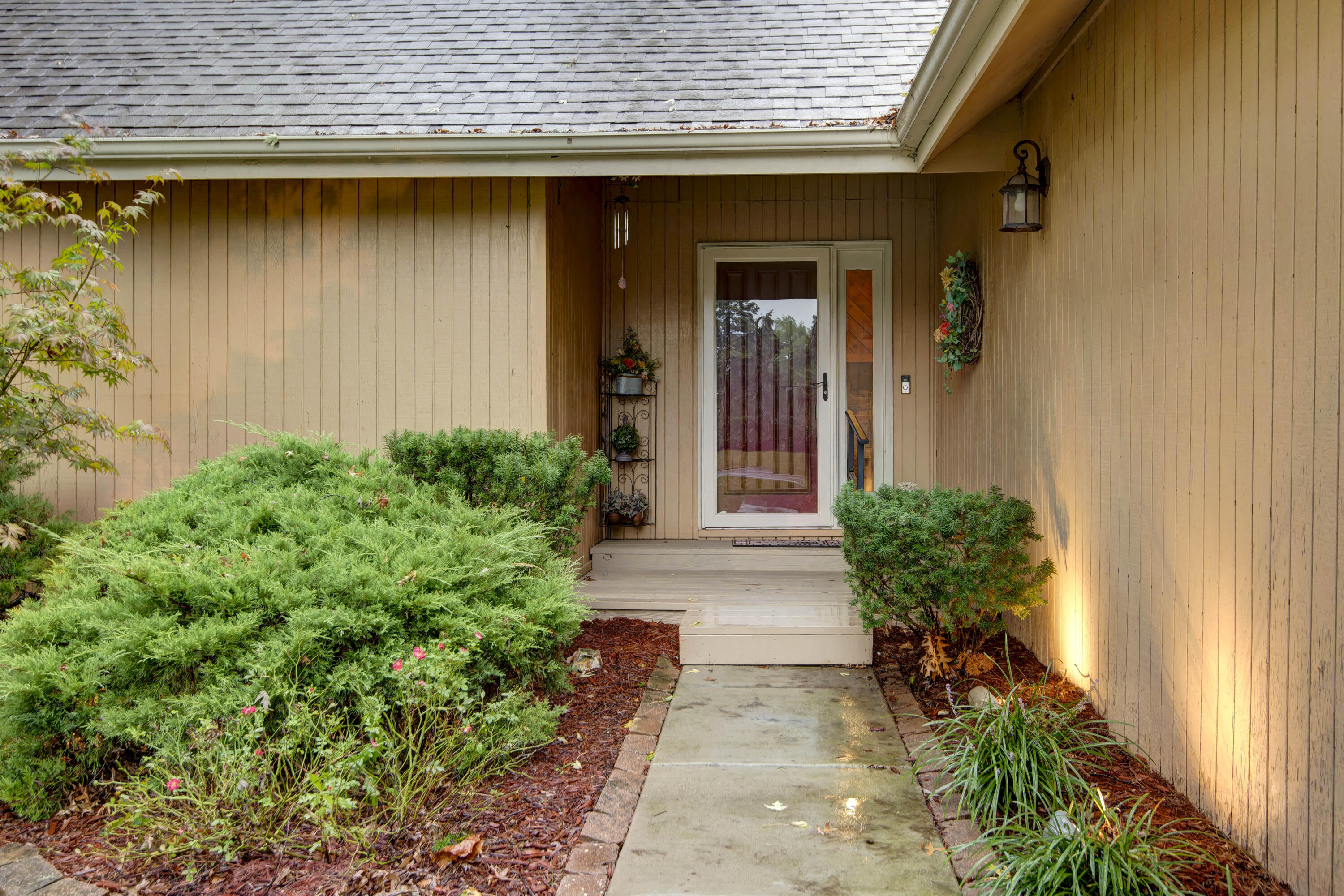 5532 South Roanoke Avenue Property Photo 3