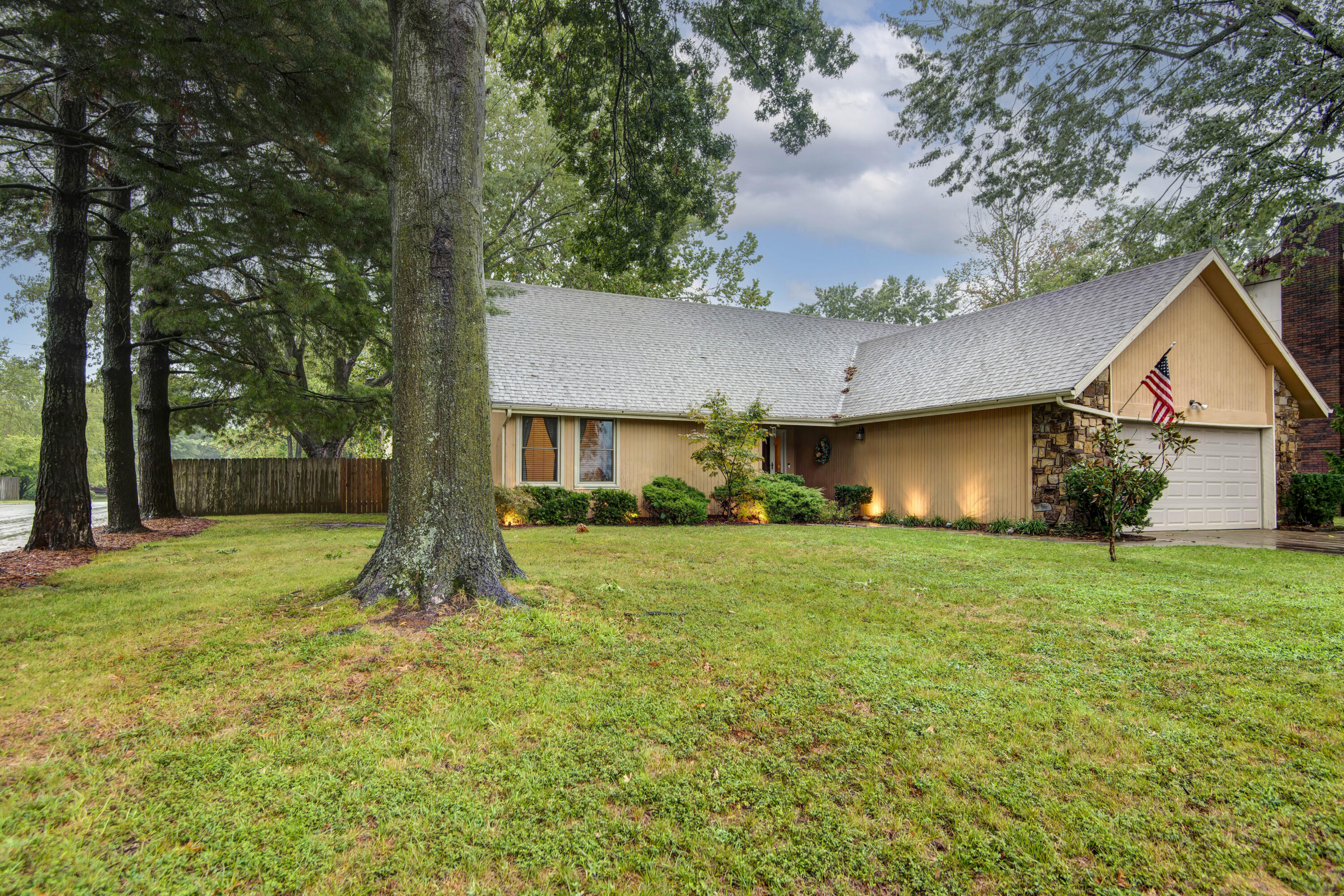 5532 South Roanoke Avenue Property Photo 33