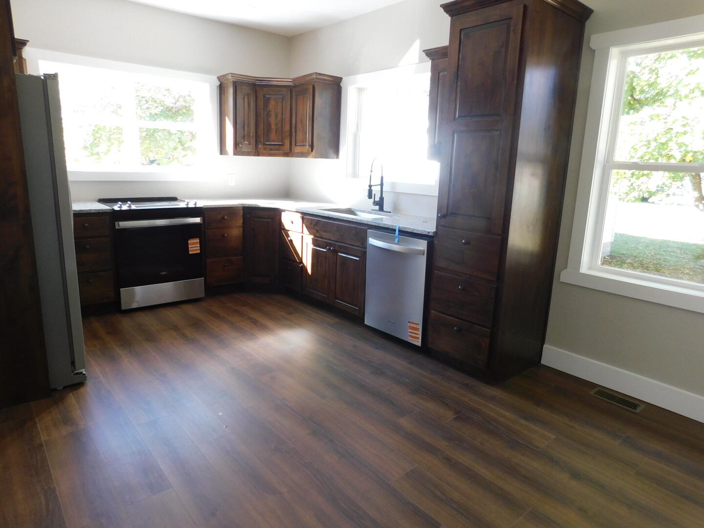 312 Washington St. Property Photo 4