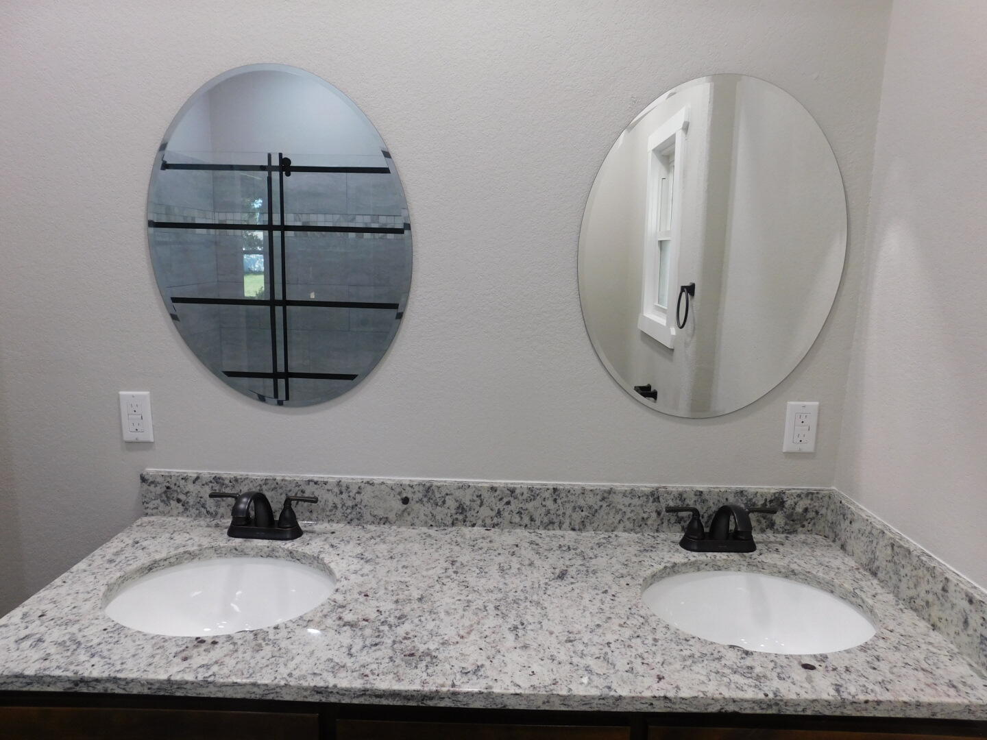 312 Washington St. Property Photo 10