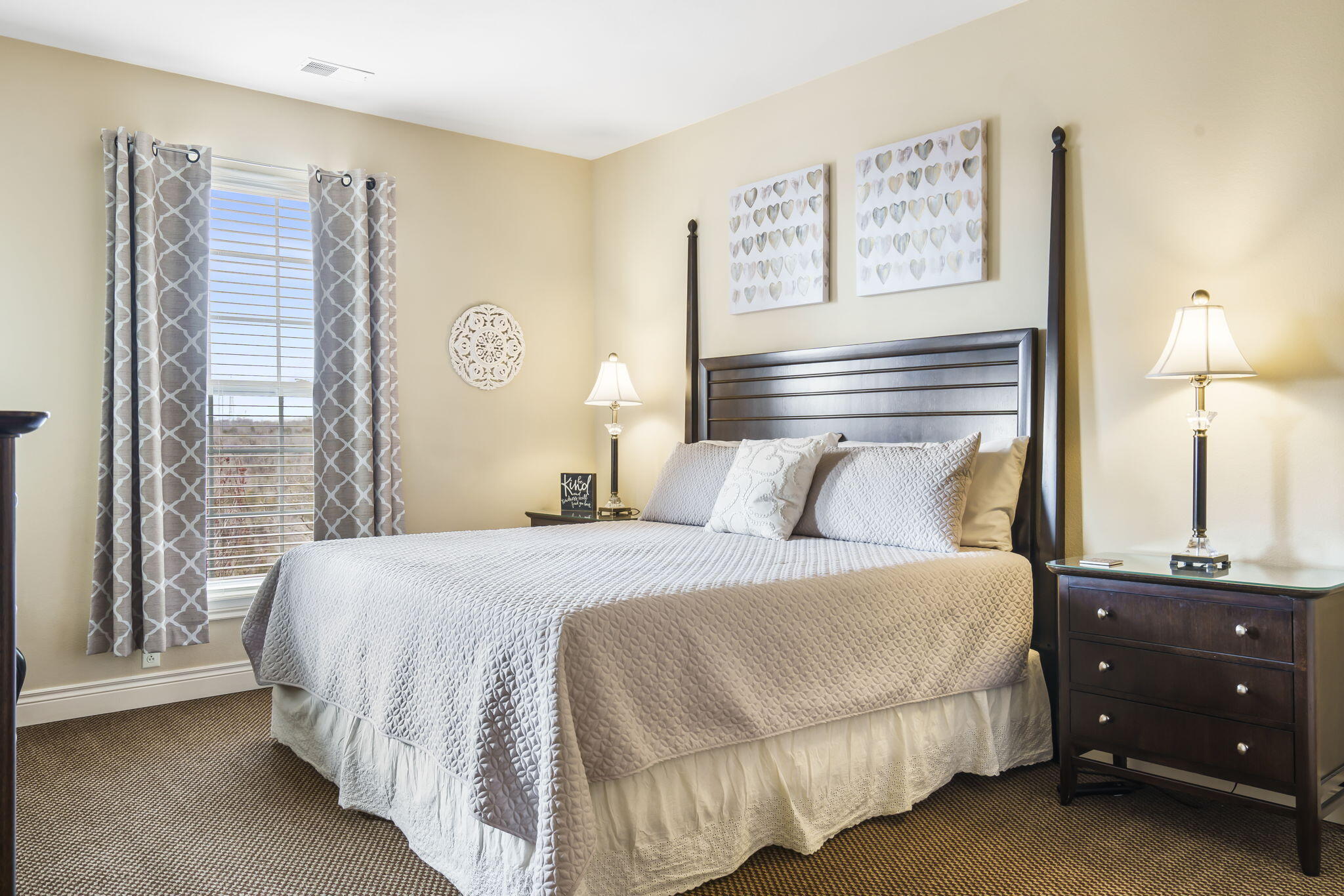 201 Prairie Dunes Drive Property Photo 22