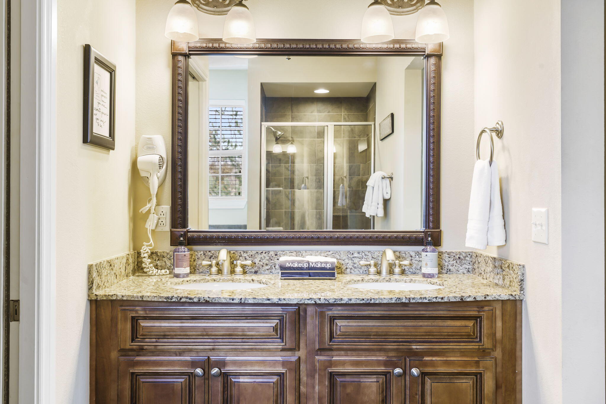 201 Prairie Dunes Drive Property Photo 25