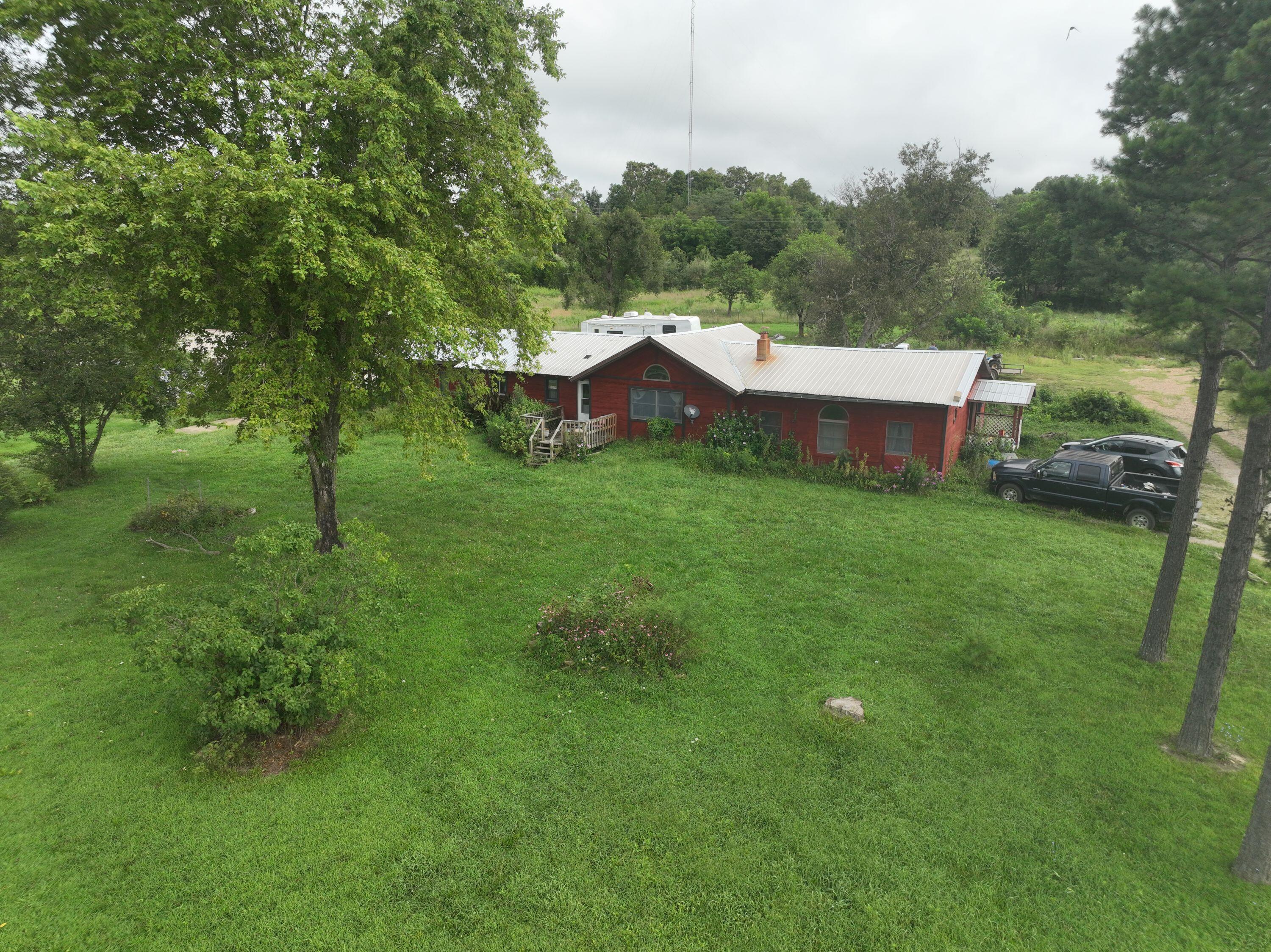 2730 Ozark Avenue Property Photo 2