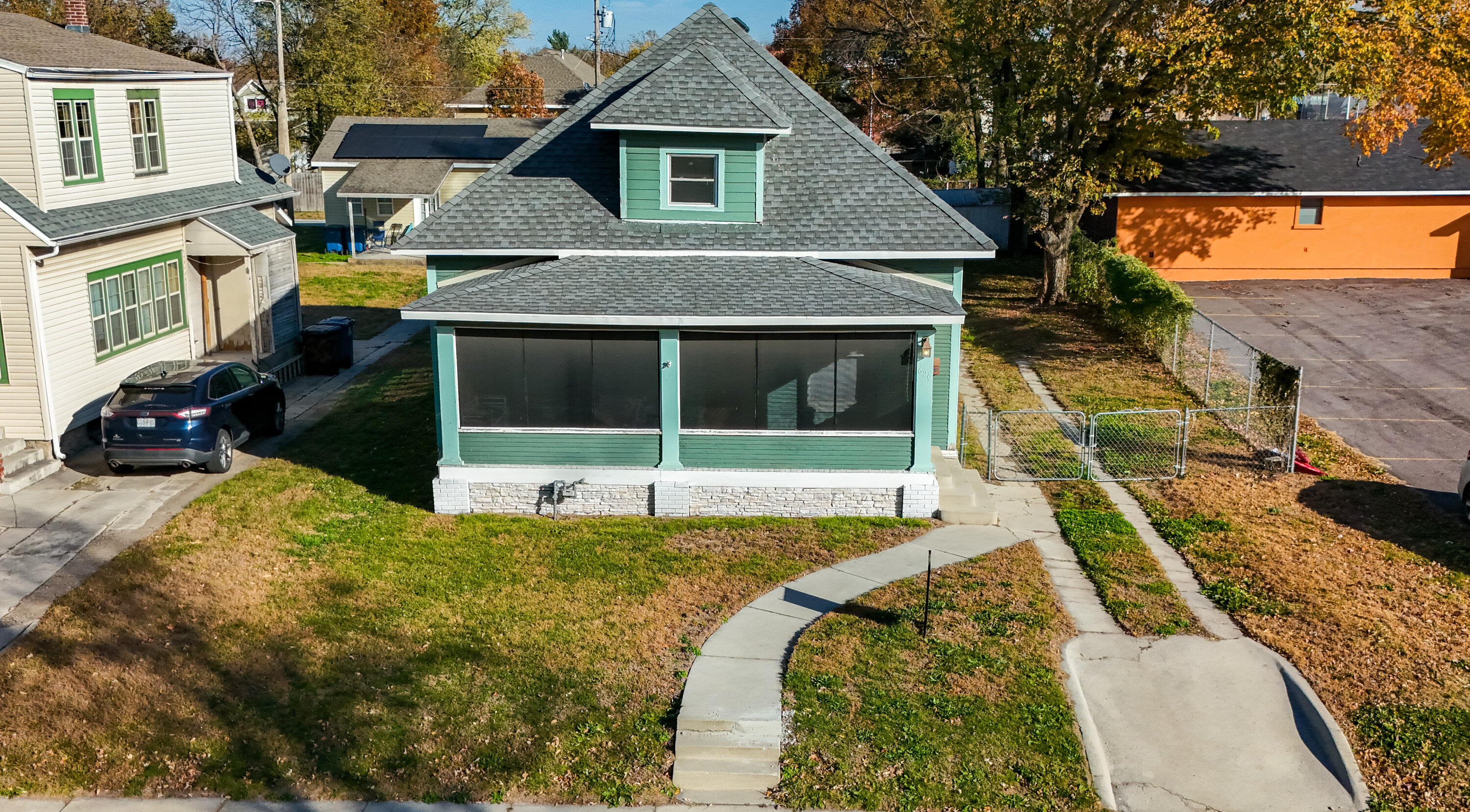 629 Empire Avenue Property Photo 1