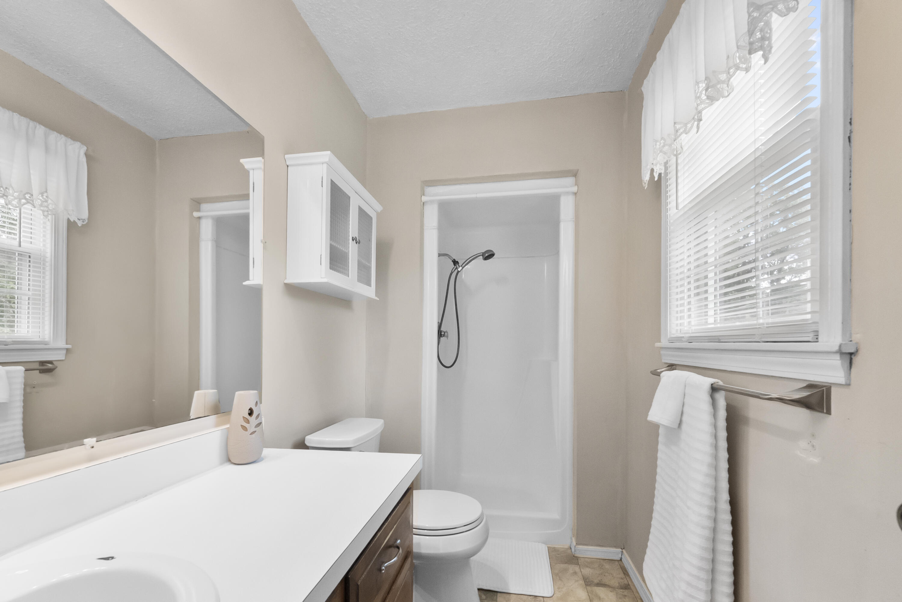 2126 South Wellington Avenue Property Photo 13