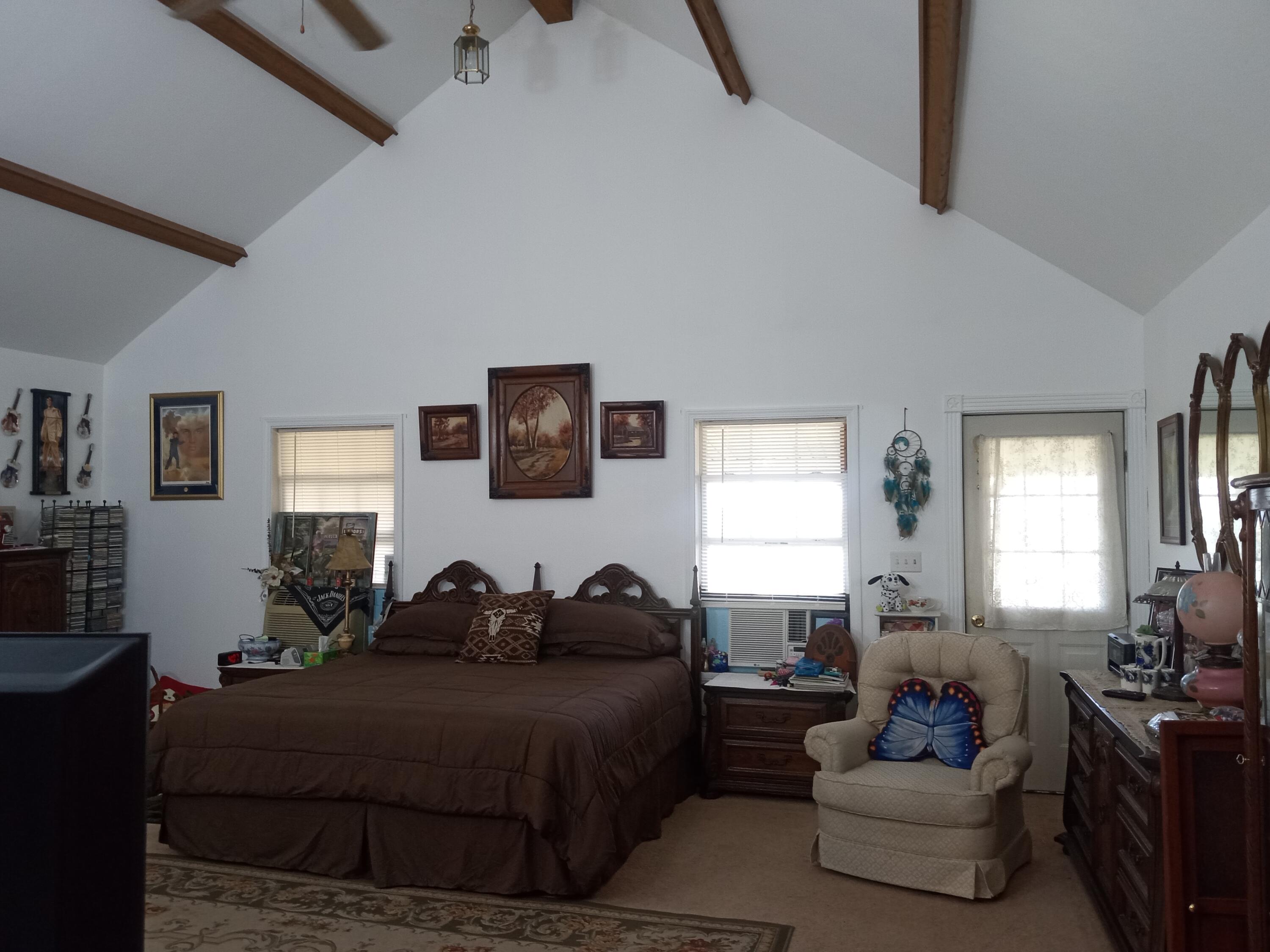 11 Concord Road Property Photo 7