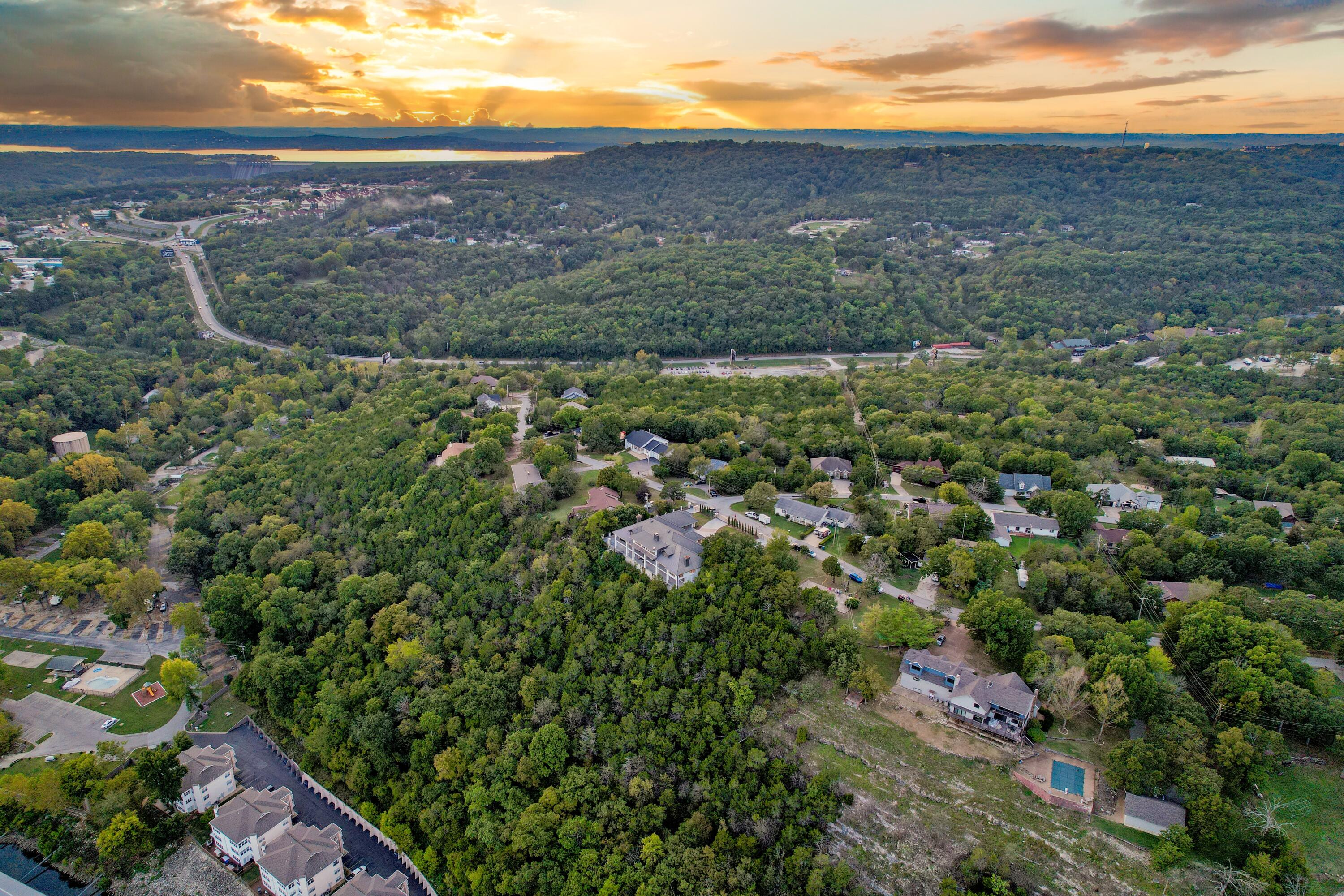 493 Shady Drive Property Photo 6