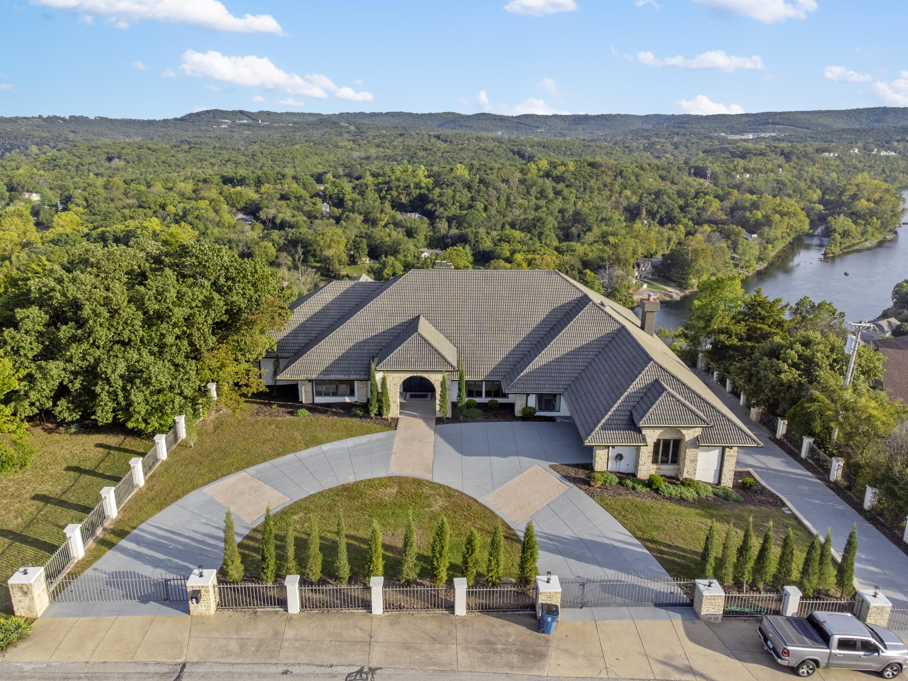 493 Shady Drive Property Photo 11