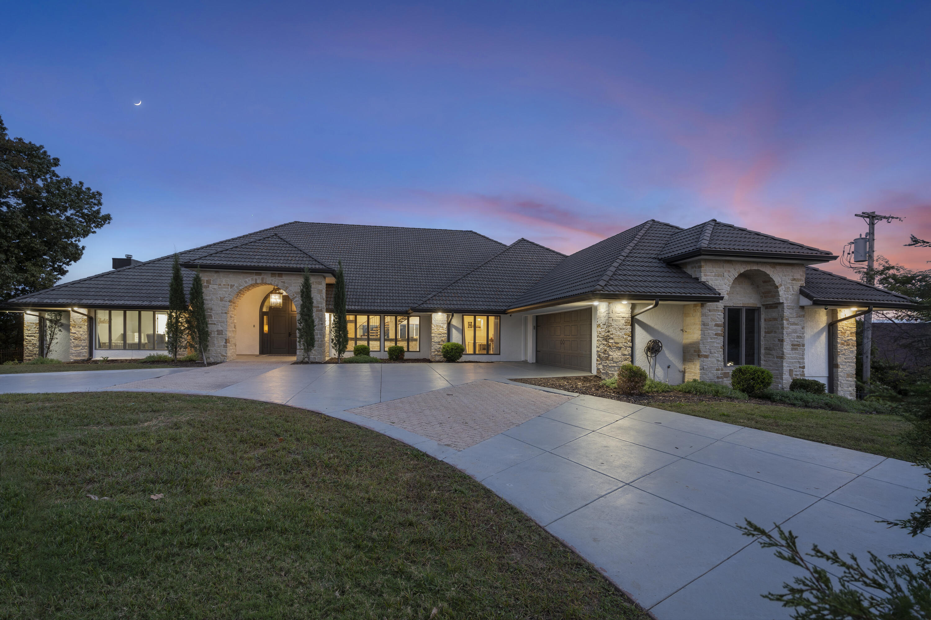 493 Shady Drive Property Photo 12