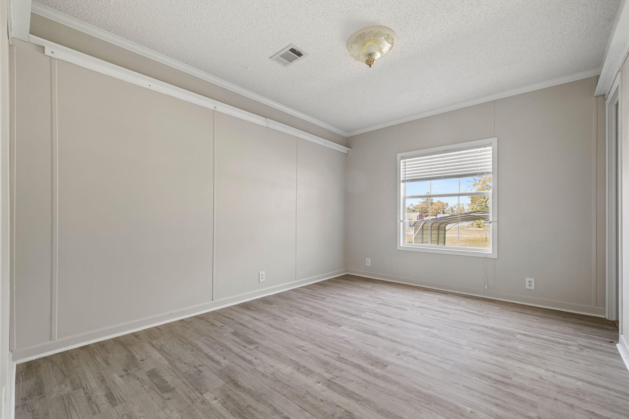 604- West Cave Street Property Photo 19