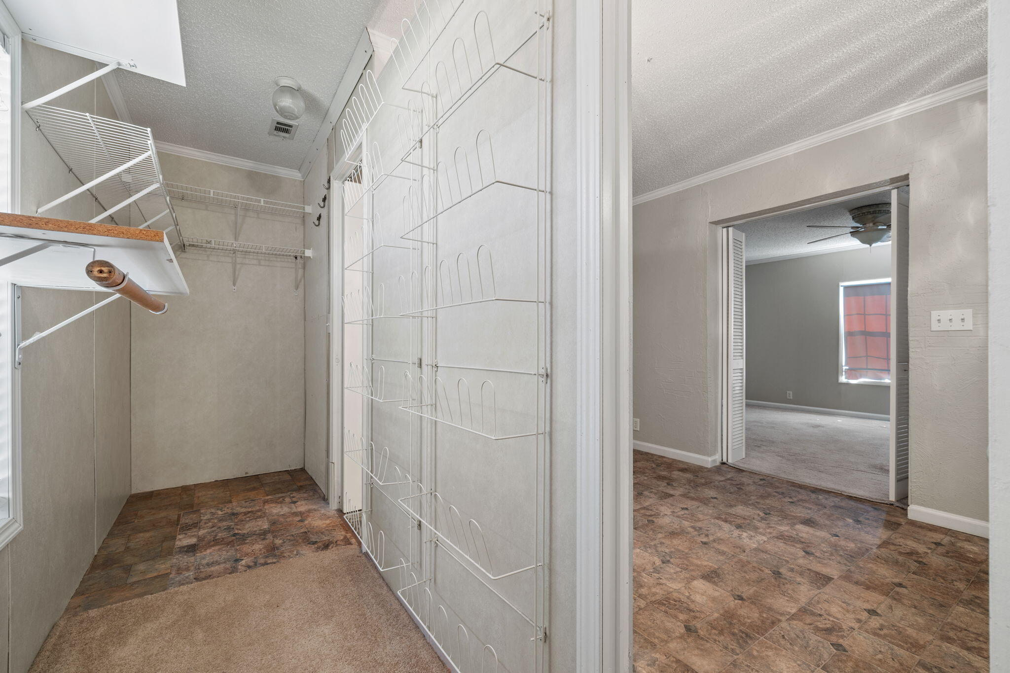 604- West Cave Street Property Photo 30