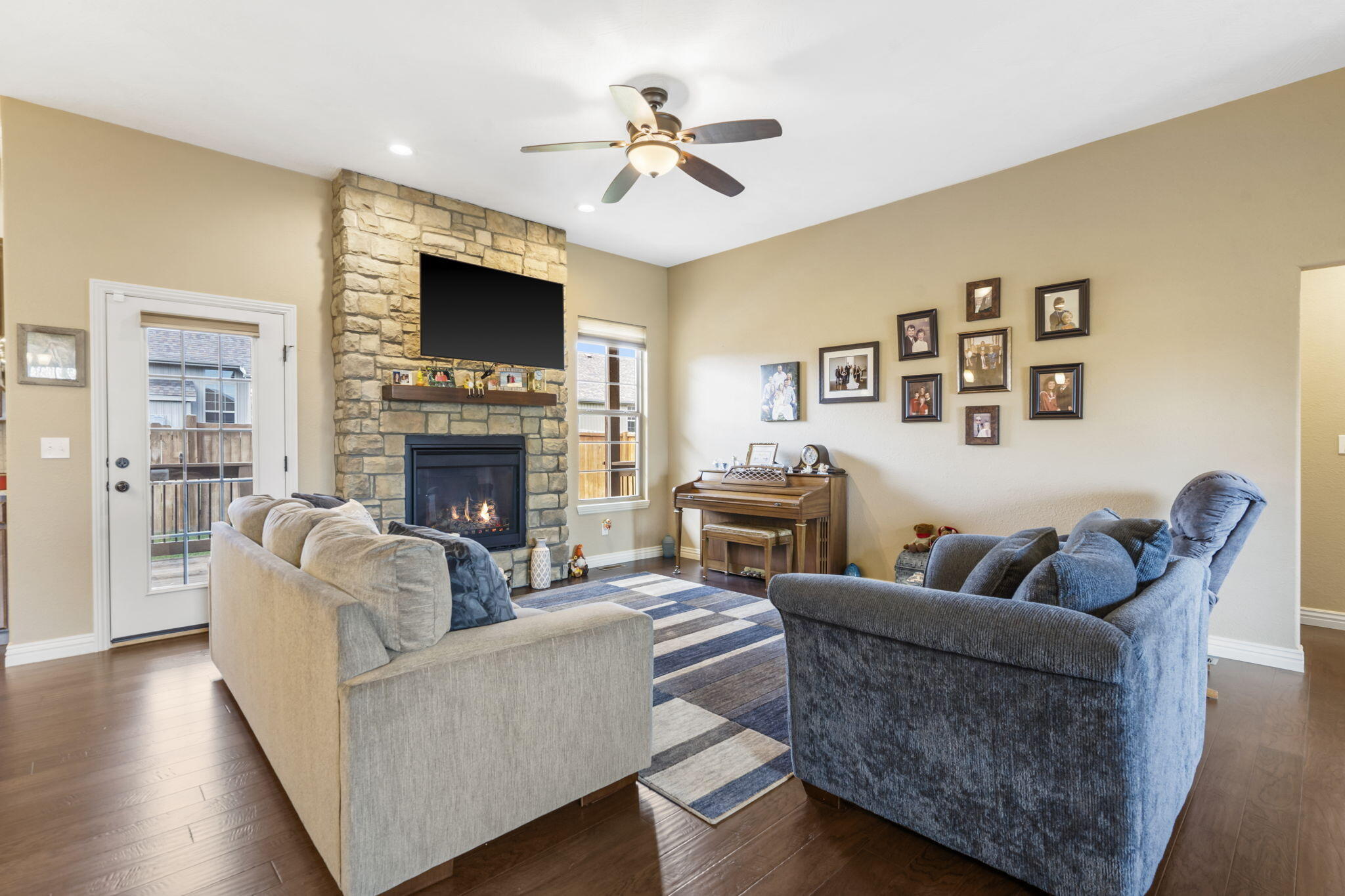 1413 North Opportunity Avenue Property Photo 8